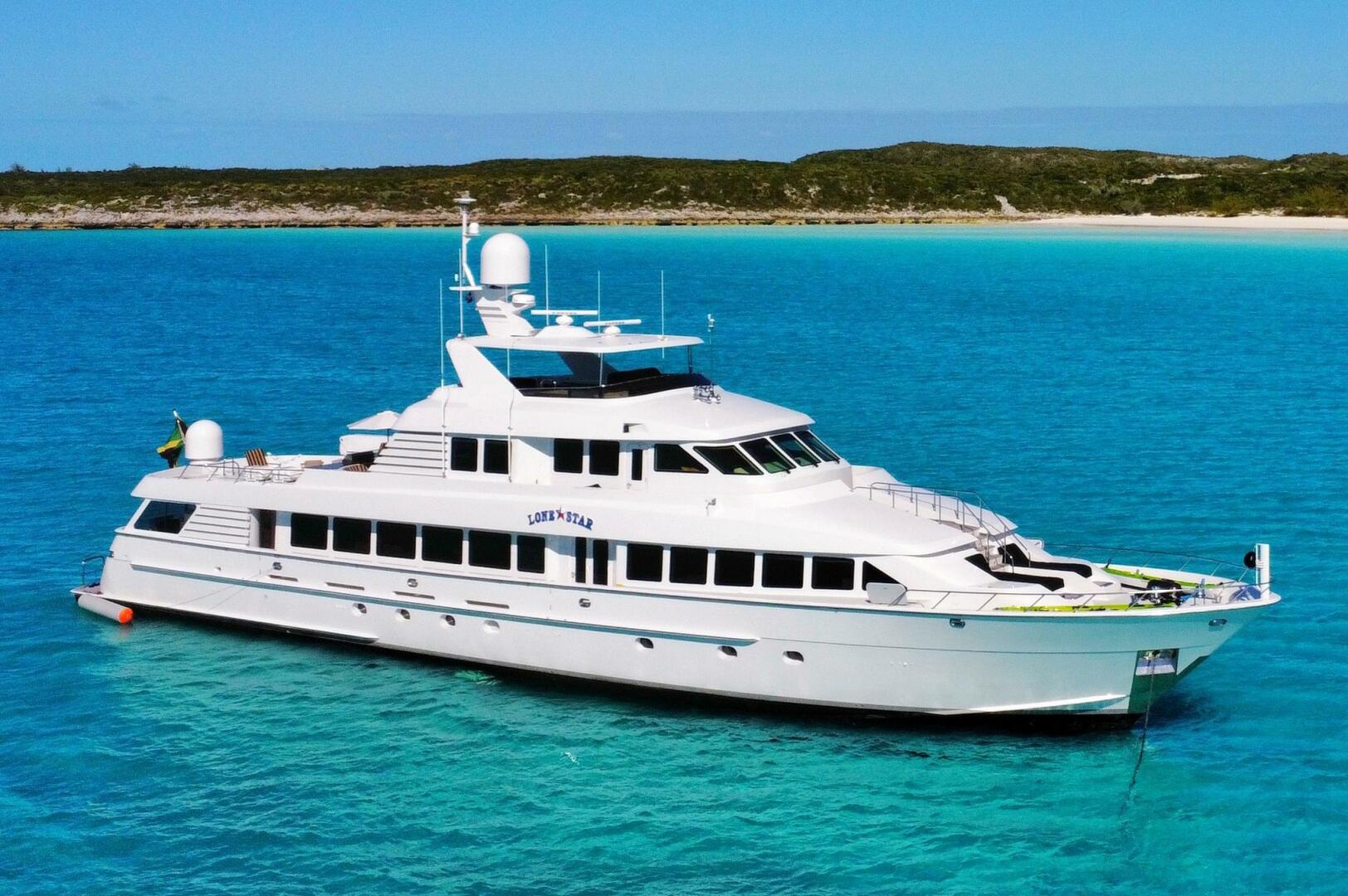 1995 Hatteras Flybridge Motor Yacht "LONE STAR" - photo 1