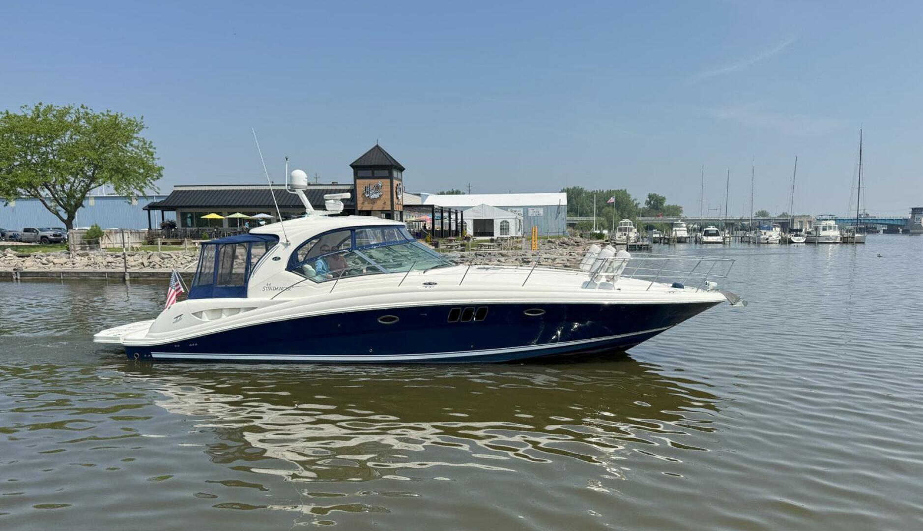 2009 Sea Ray 440 Sundancer "ALMAS DEL MAR" - photo 1