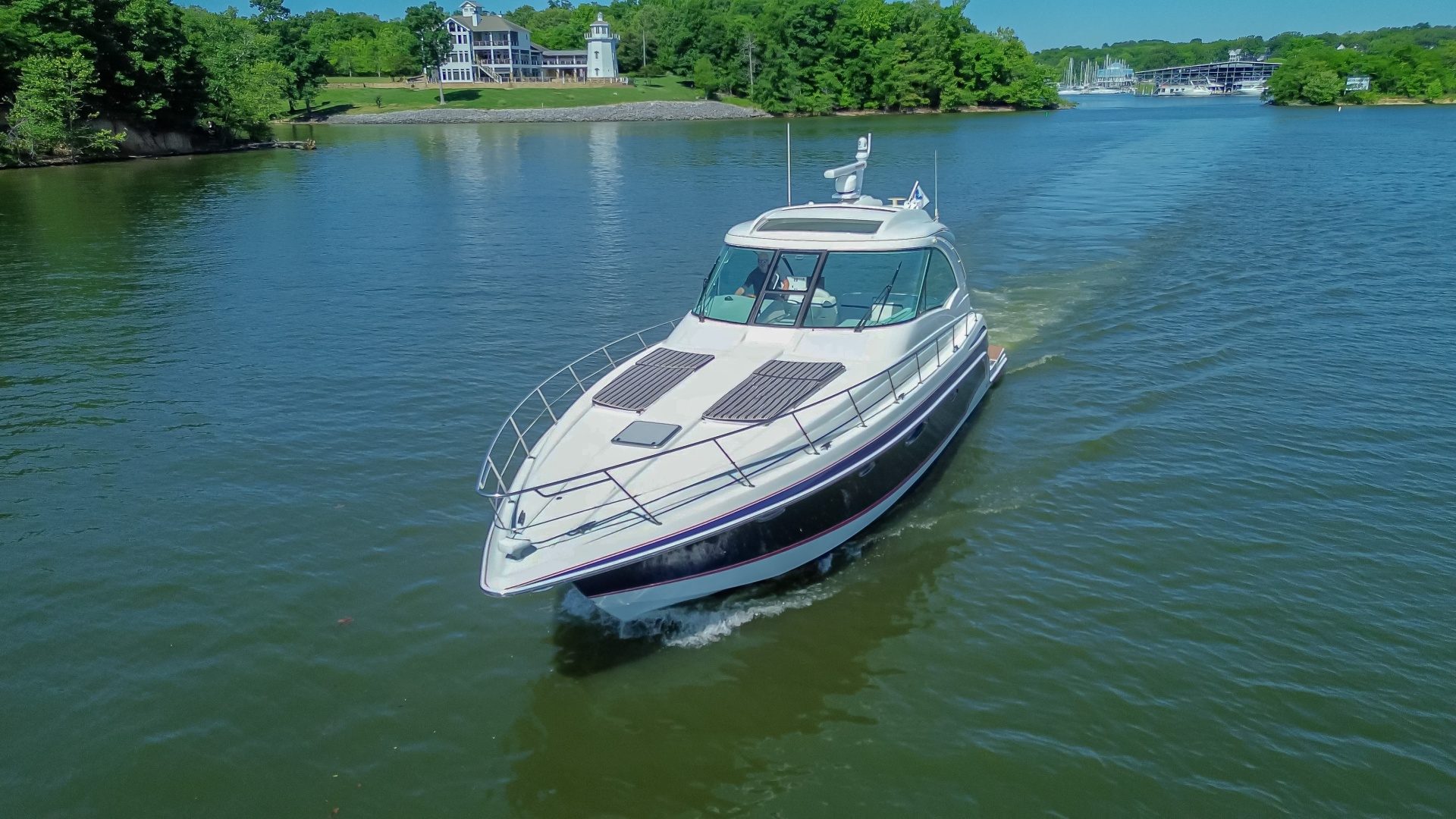 2008 Formula 45 Yacht "Pilot's Discretion II" - photo 3