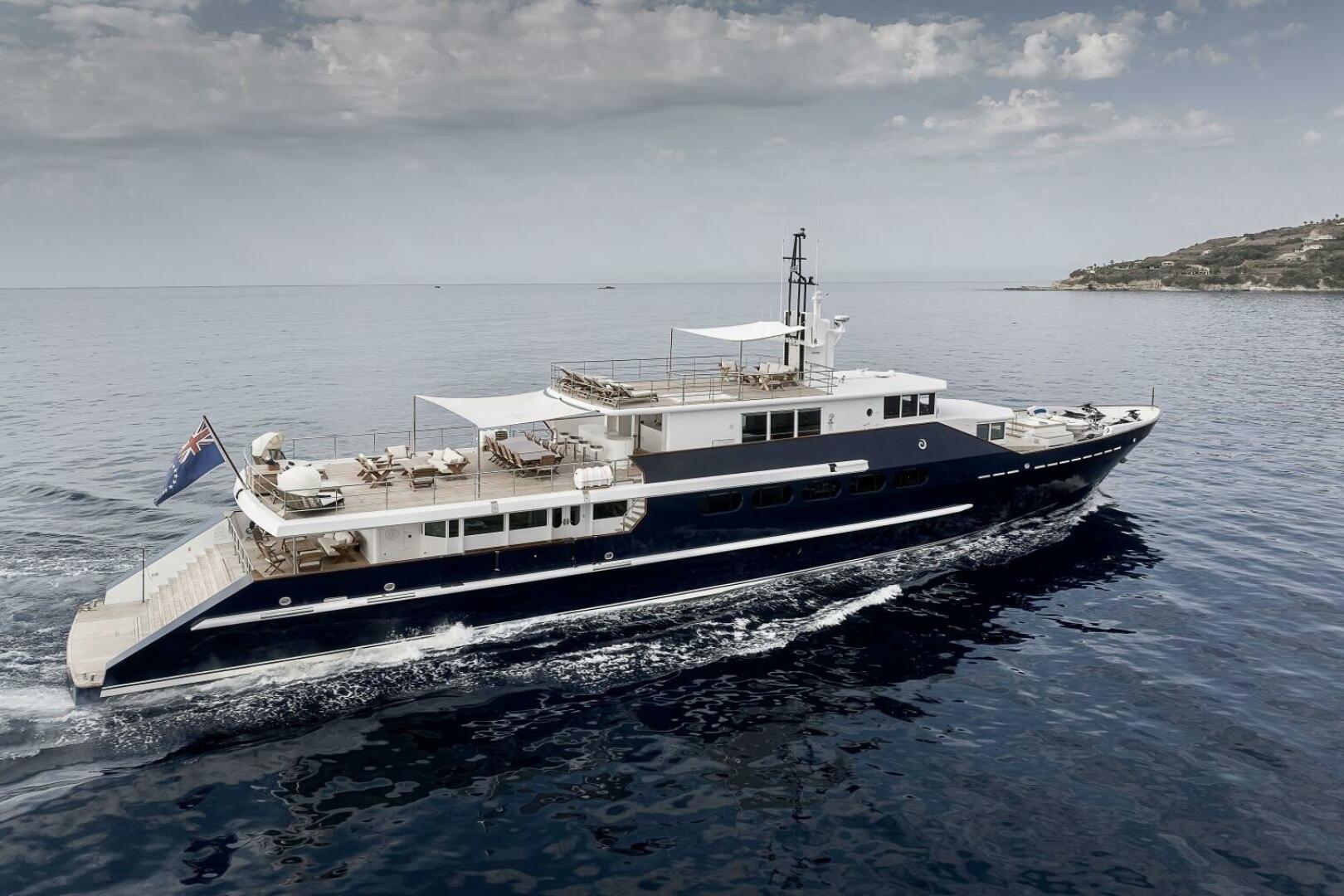 1983 Feadship "KORU" - photo 2