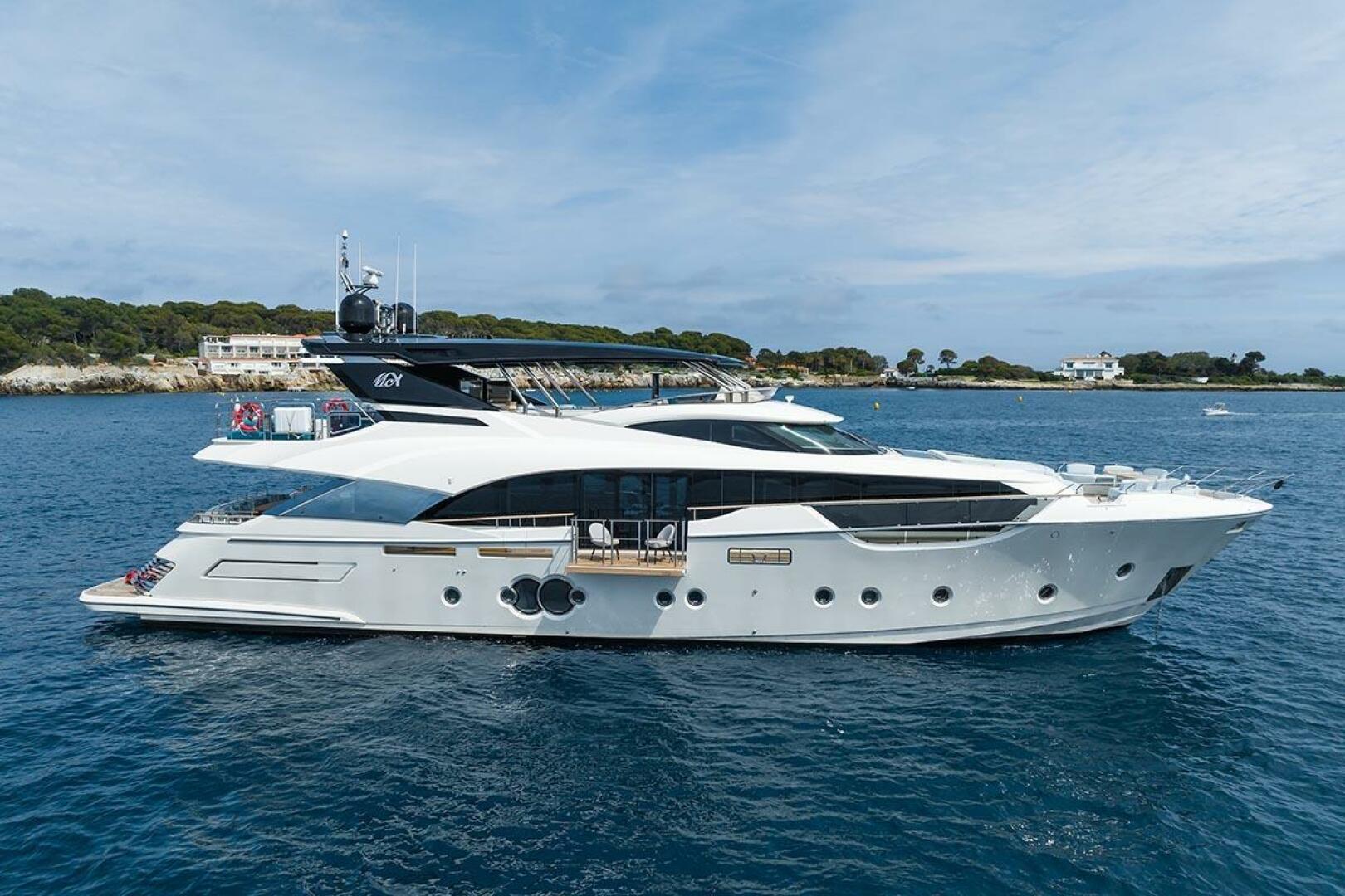 2021 Monte Carlo Yachts MCY 96 "ROCCO" - photo 2