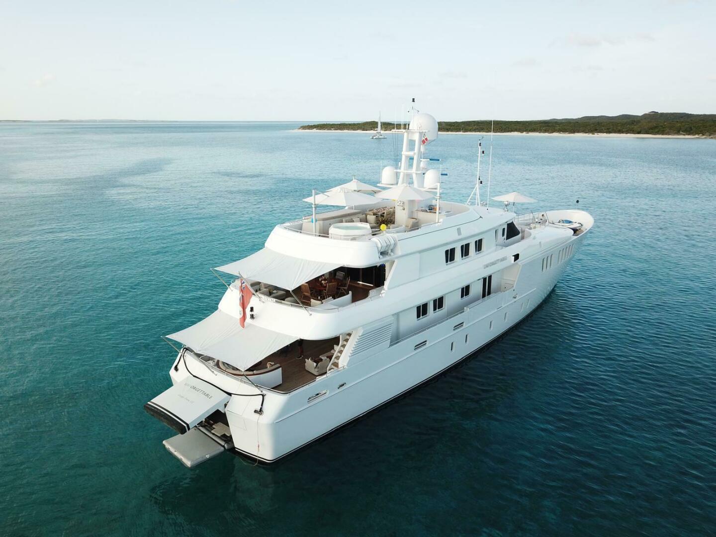 2003 Royal Denship Motor Yacht "Unforgettable" - photo 1