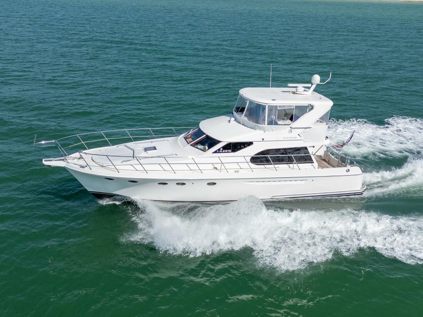 2007 Ocean Alexander 52 Sedan "Port-Folio" - photo 3