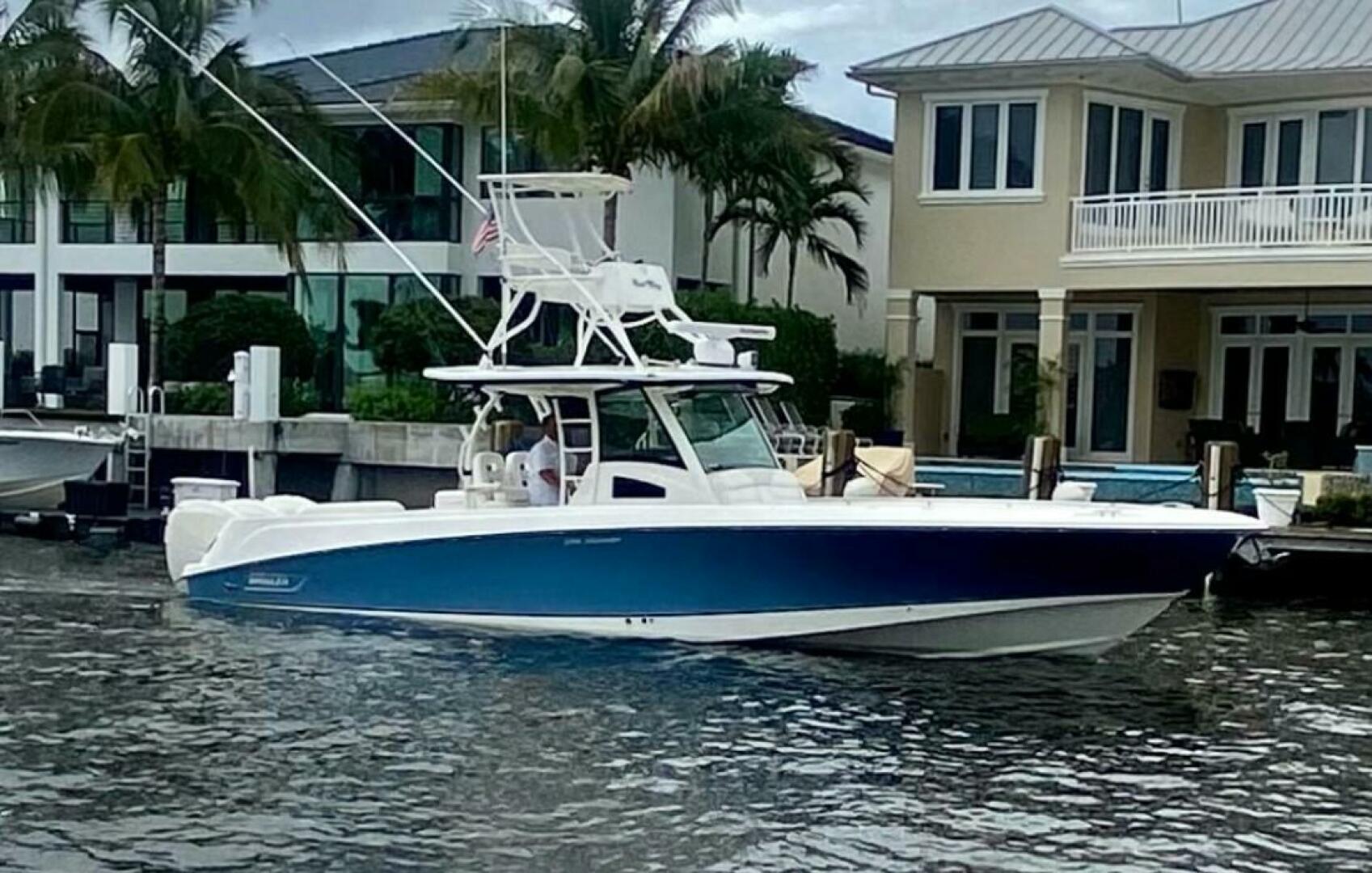 2013 Boston Whaler 370 Outrage "Reel Time" - photo 2