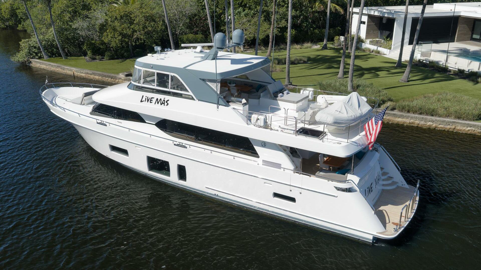 2017 Ocean Alexander 85 "LIVE MAS" - photo 3