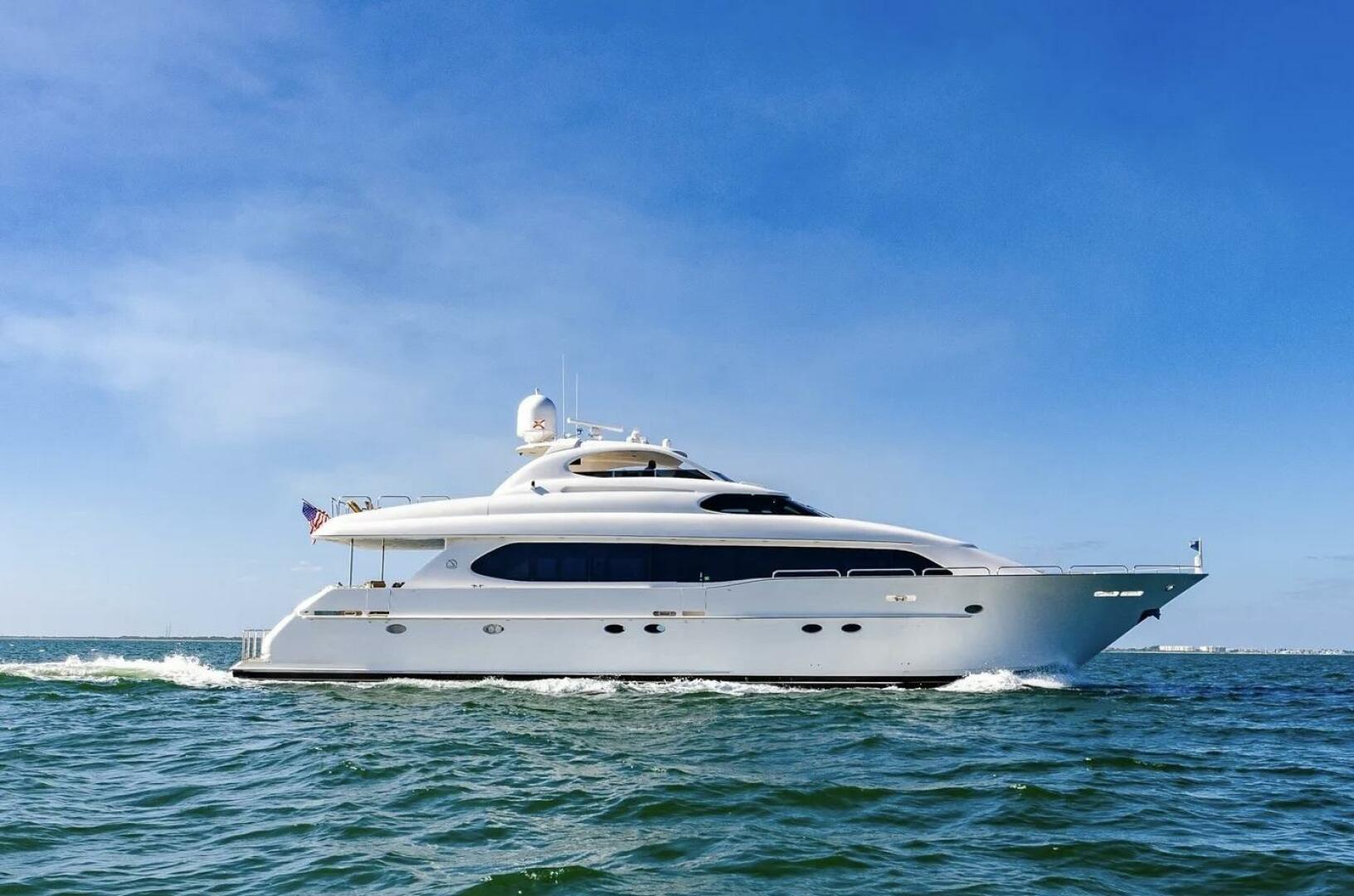 2001 Lazzara Yachts 94 Motor Yacht "Serendipity" - photo 1