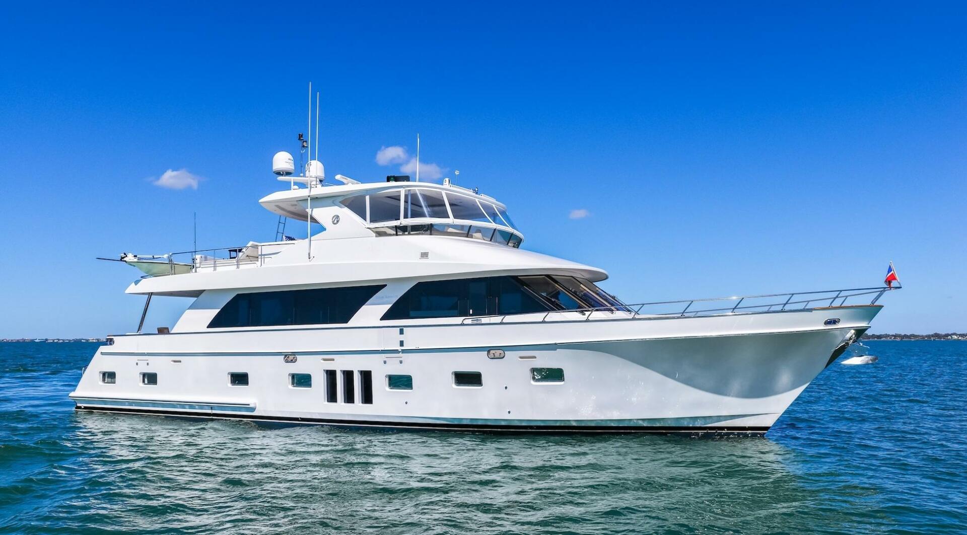 2010 Ocean Alexander 83 Motor Yacht "Relentless" - photo 1