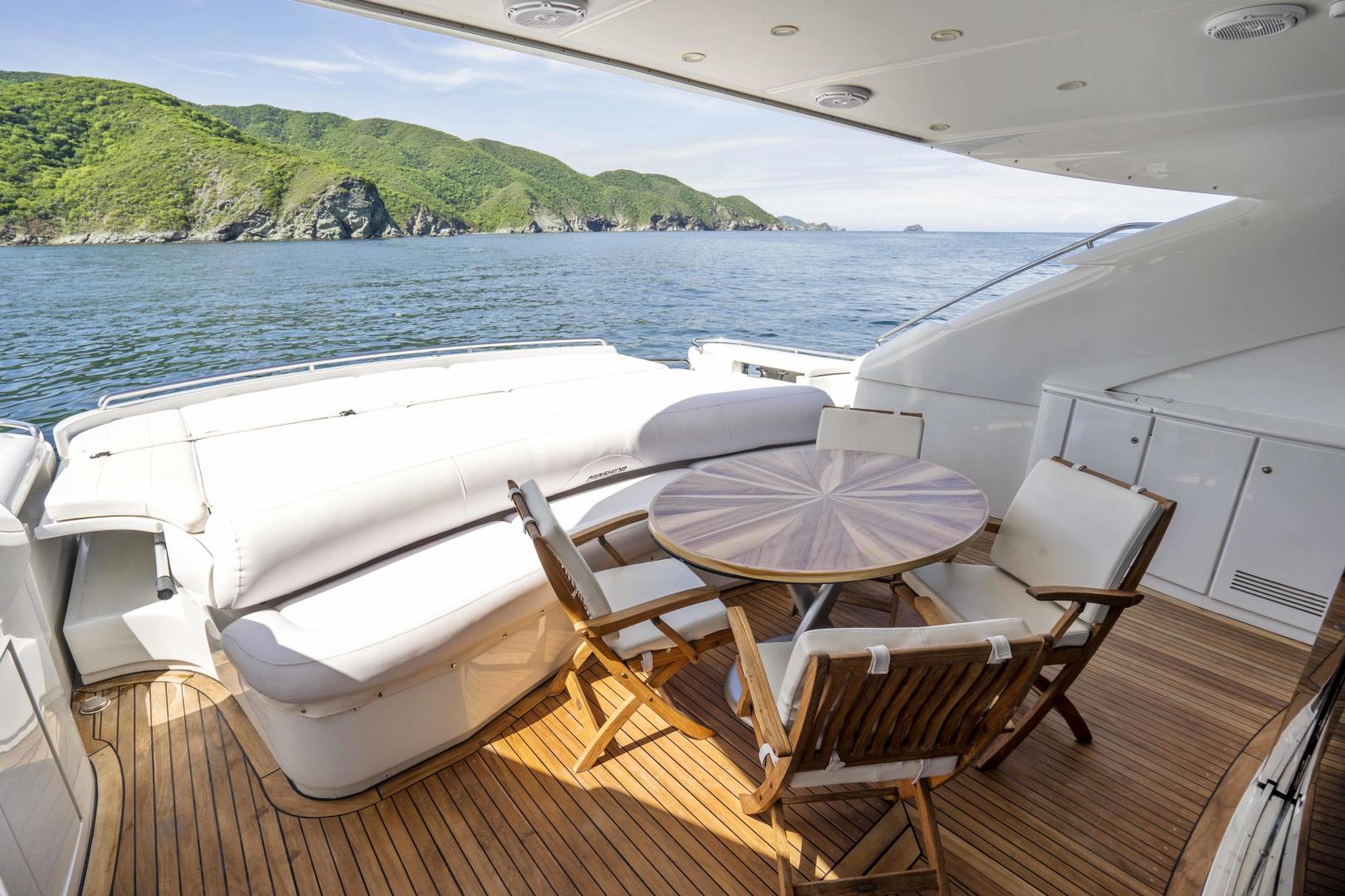 2005 Pershing 76 Motor Yacht "Denise" - photo 3