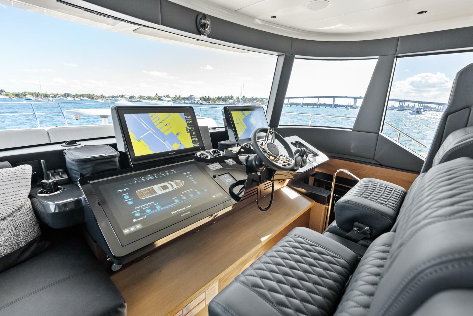 2025 Absolute 75 Navetta "Fantasy Girl" - photo 2