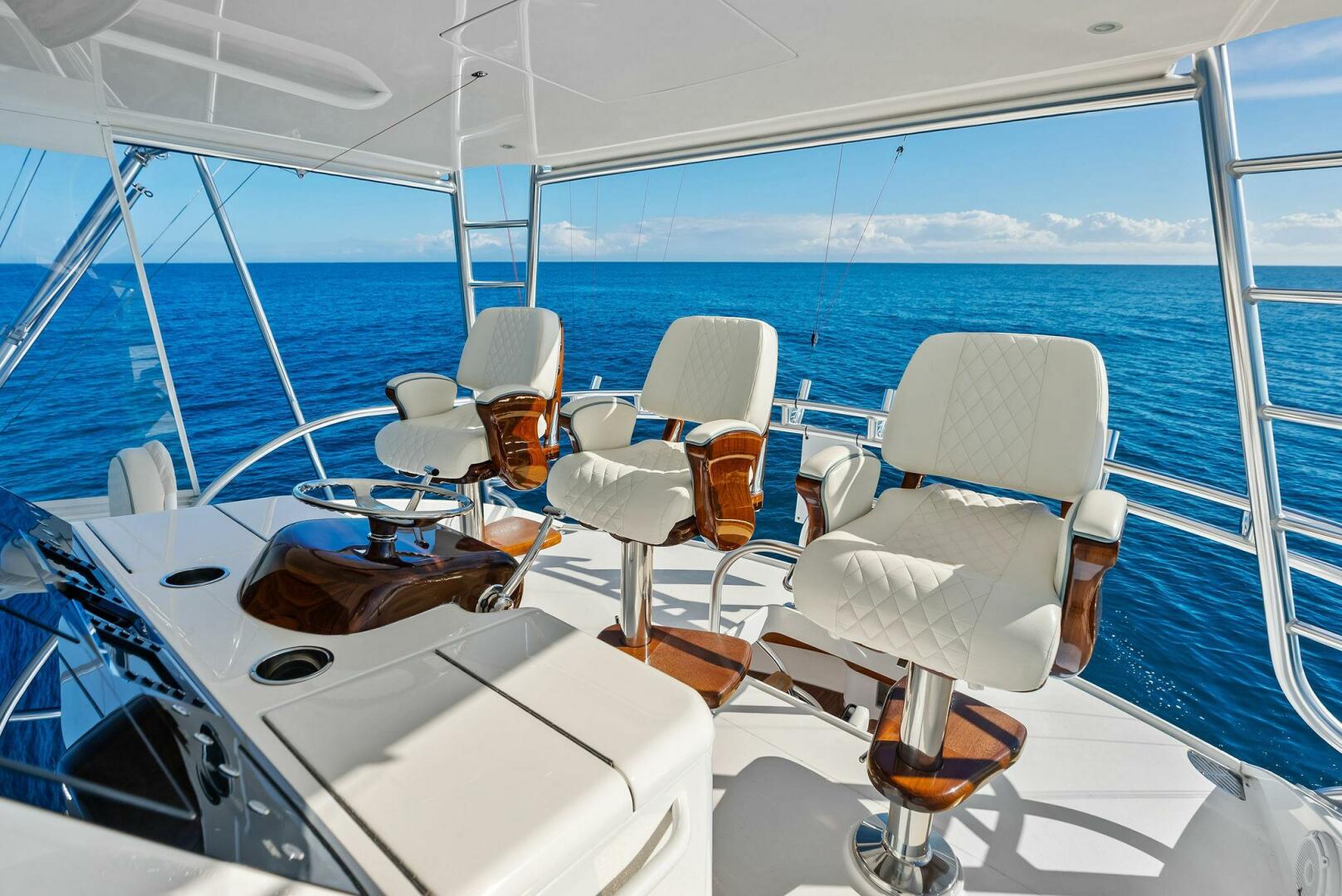 2023 Viking 64 Convertible "Sin Pelo" - photo 2