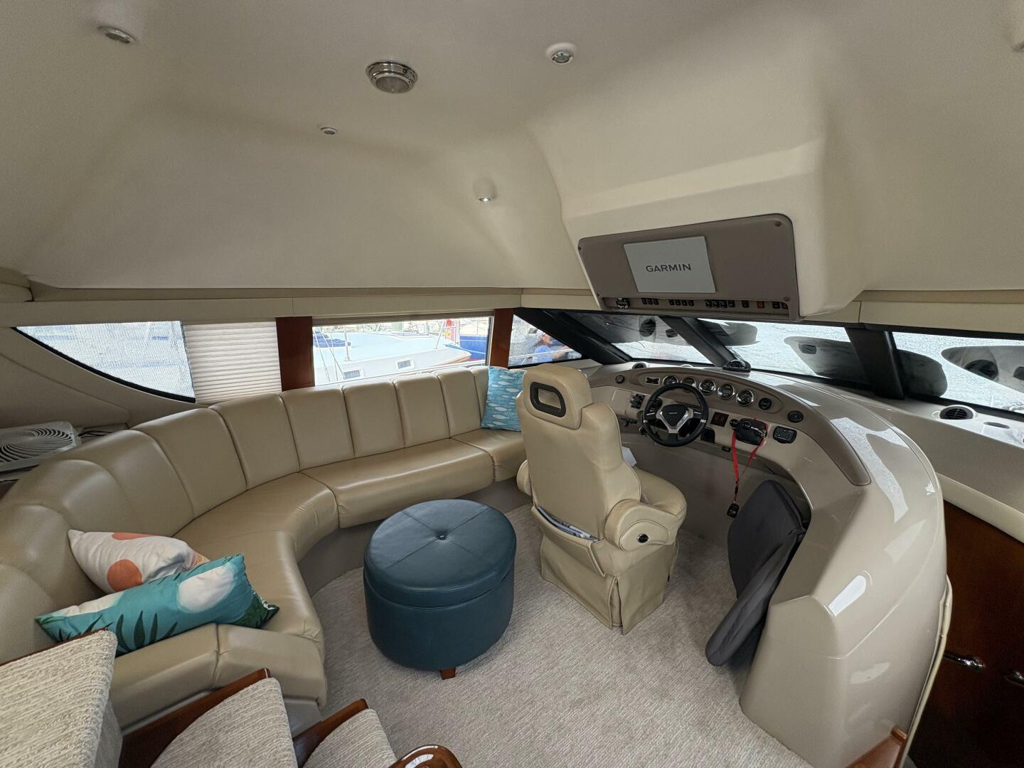 2004 Carver 56 Voyager "Carlet Vivian IV" - photo 3