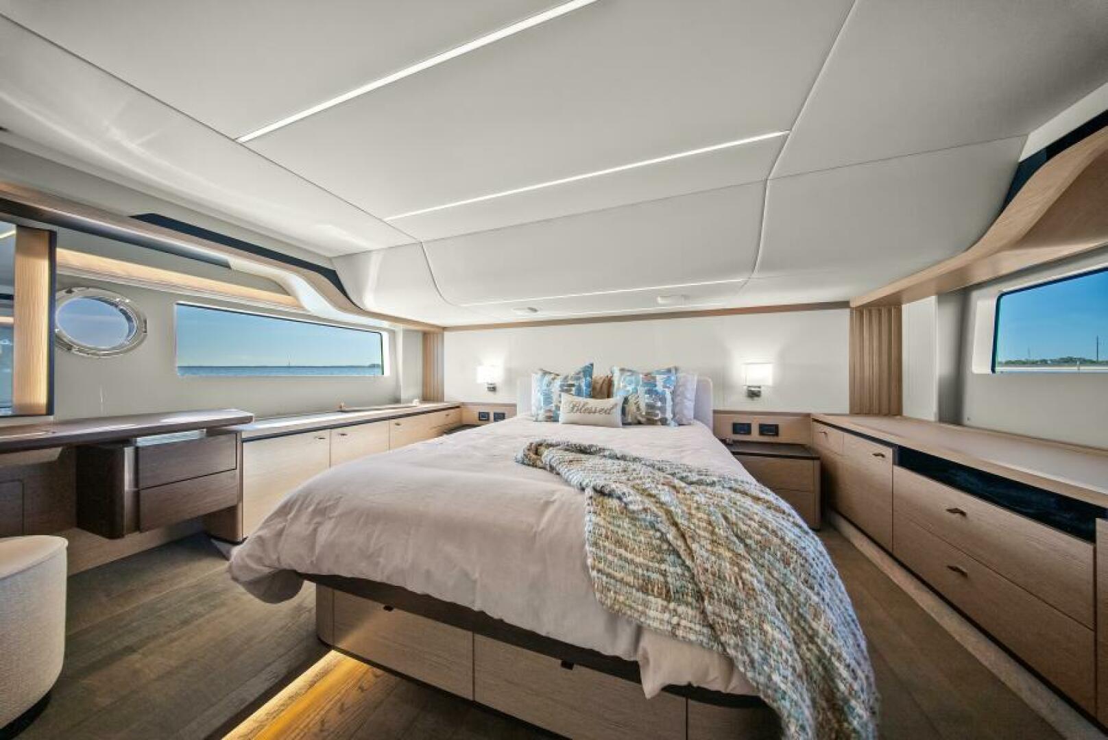 2025 Absolute Navetta 53 "Dolce Far Niente" - photo 3