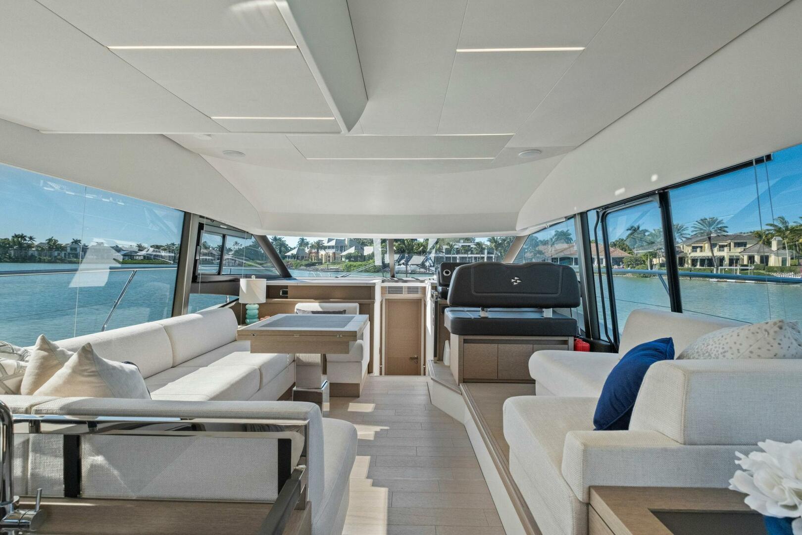 2022 Prestige 520 Flybridge "No Patience" - photo 3