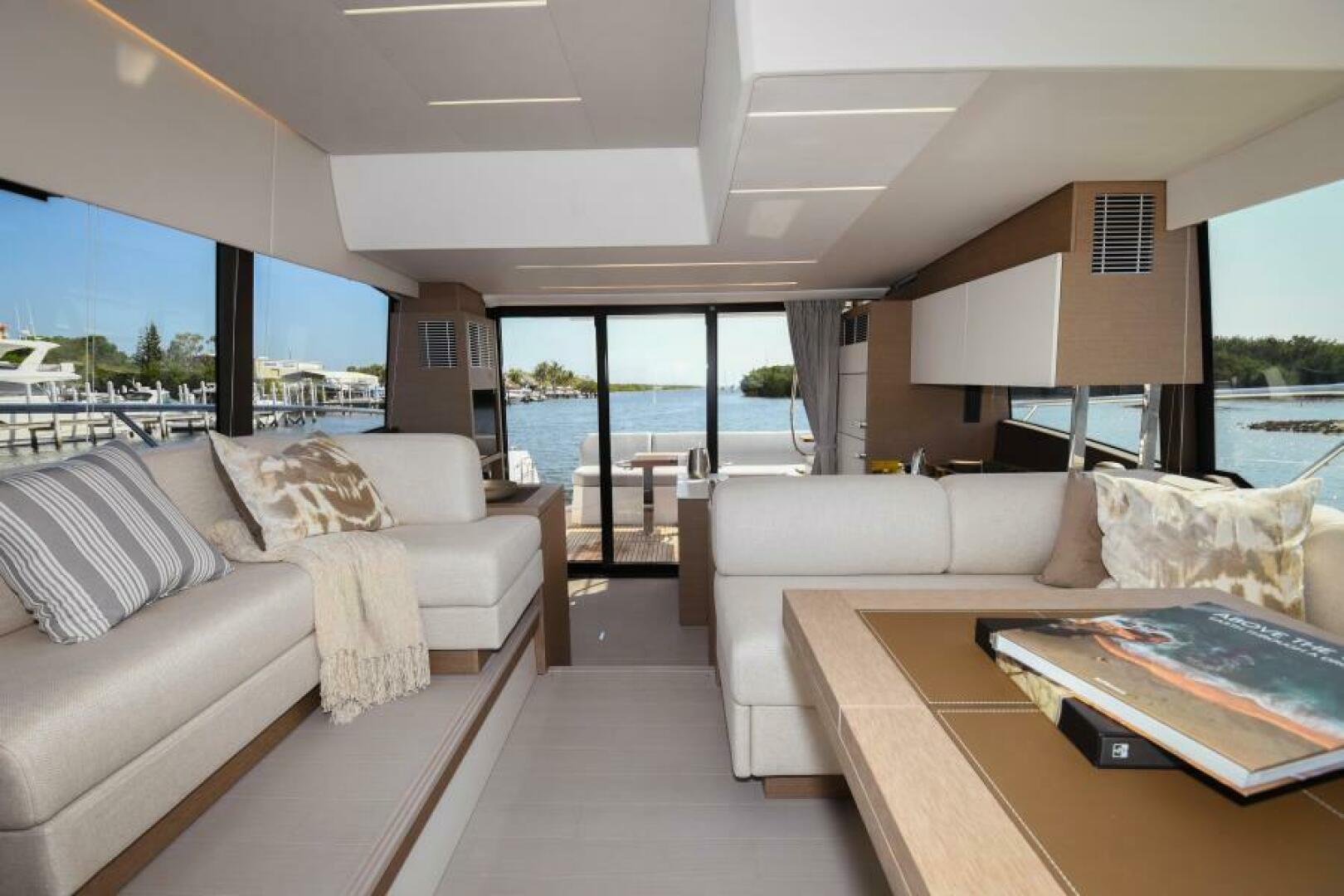 2023 Prestige 520 Flybridge "Imagine" - photo 3