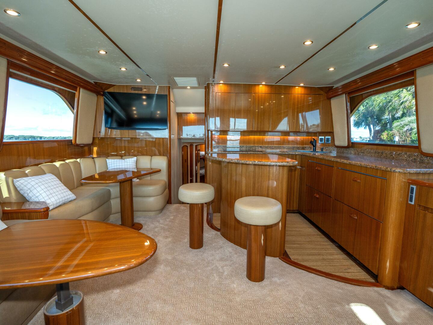 2009 Viking 50 Convertible "Stay Salty" - photo 3