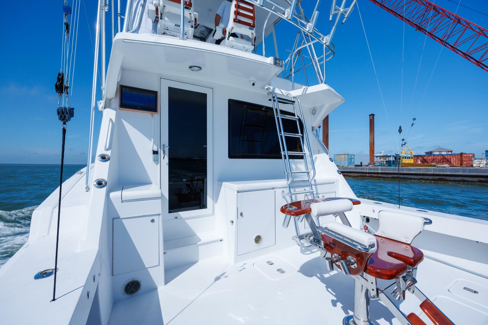2002 Hatteras 50 Convertible "Loca Louise" - photo 2