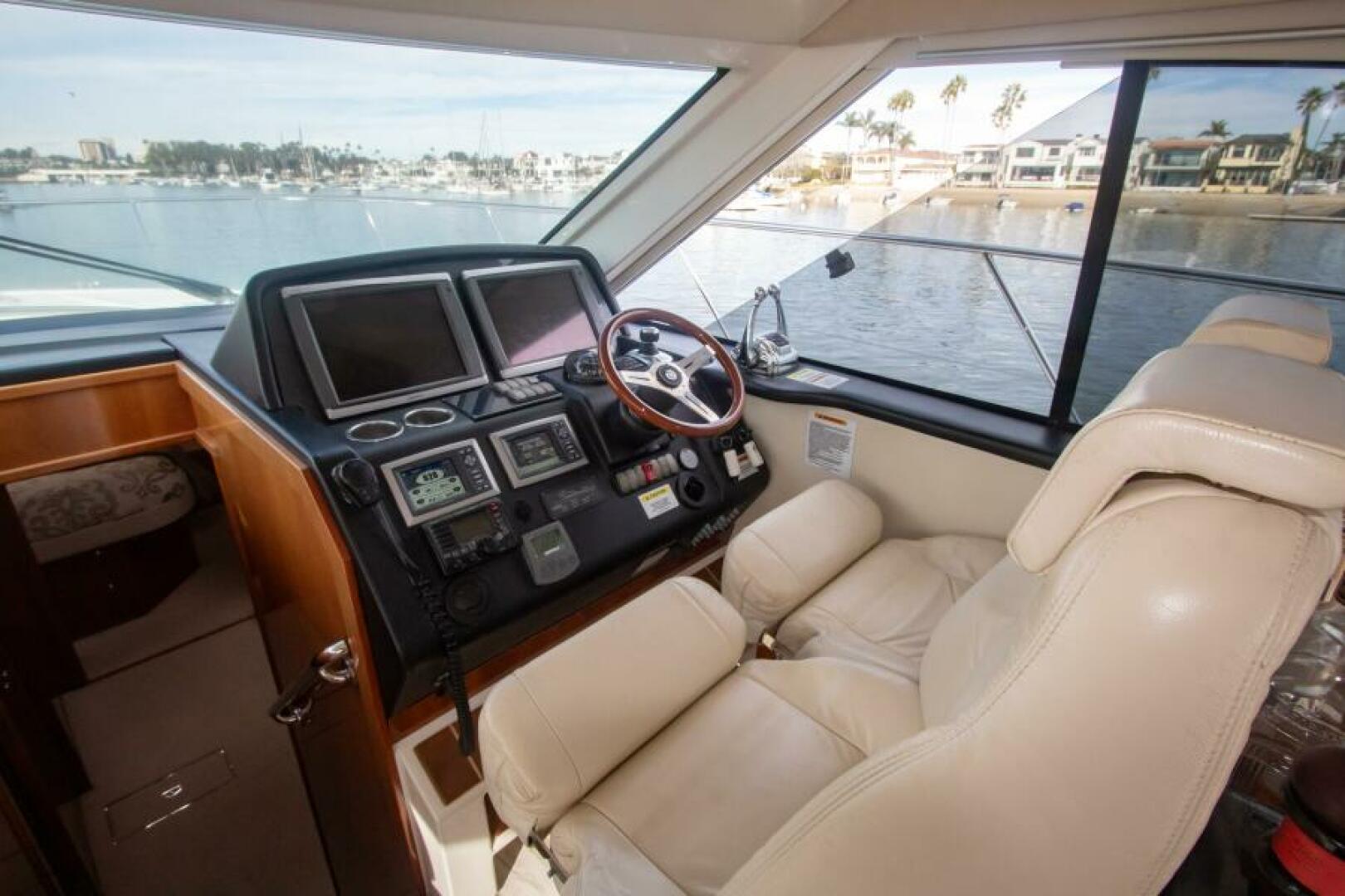 2012 Riviera 50 Sport Yacht "CONTESSA" - photo 2