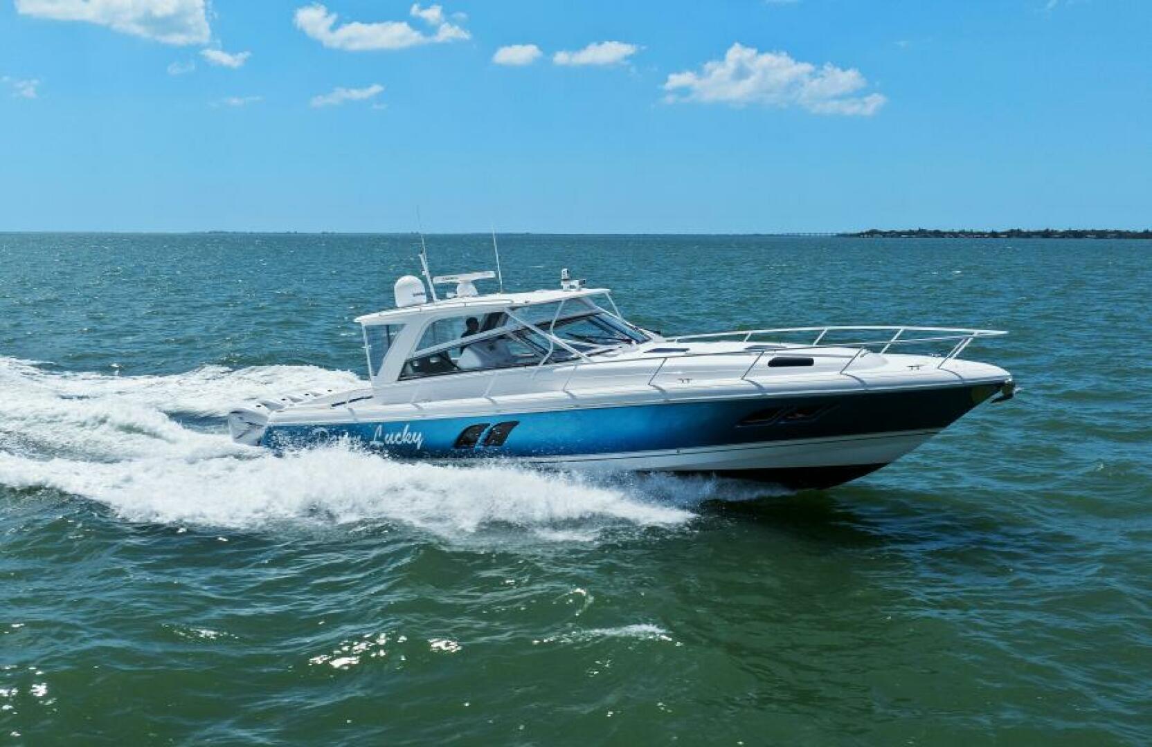 2019 Intrepid 475 Sport Yacht "Damn Lucky" - photo 1
