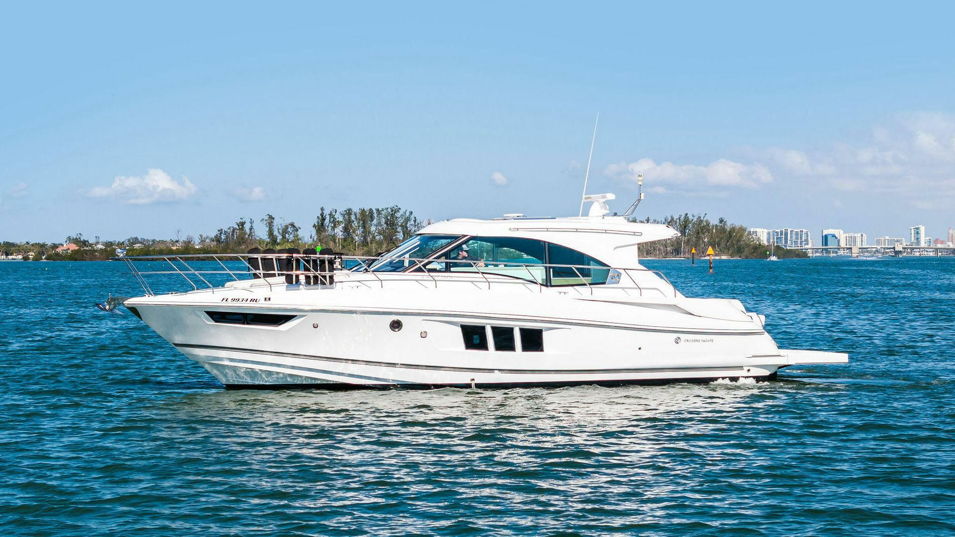2019 Cruisers Yachts 45 Cantius "My Everything" - photo 1