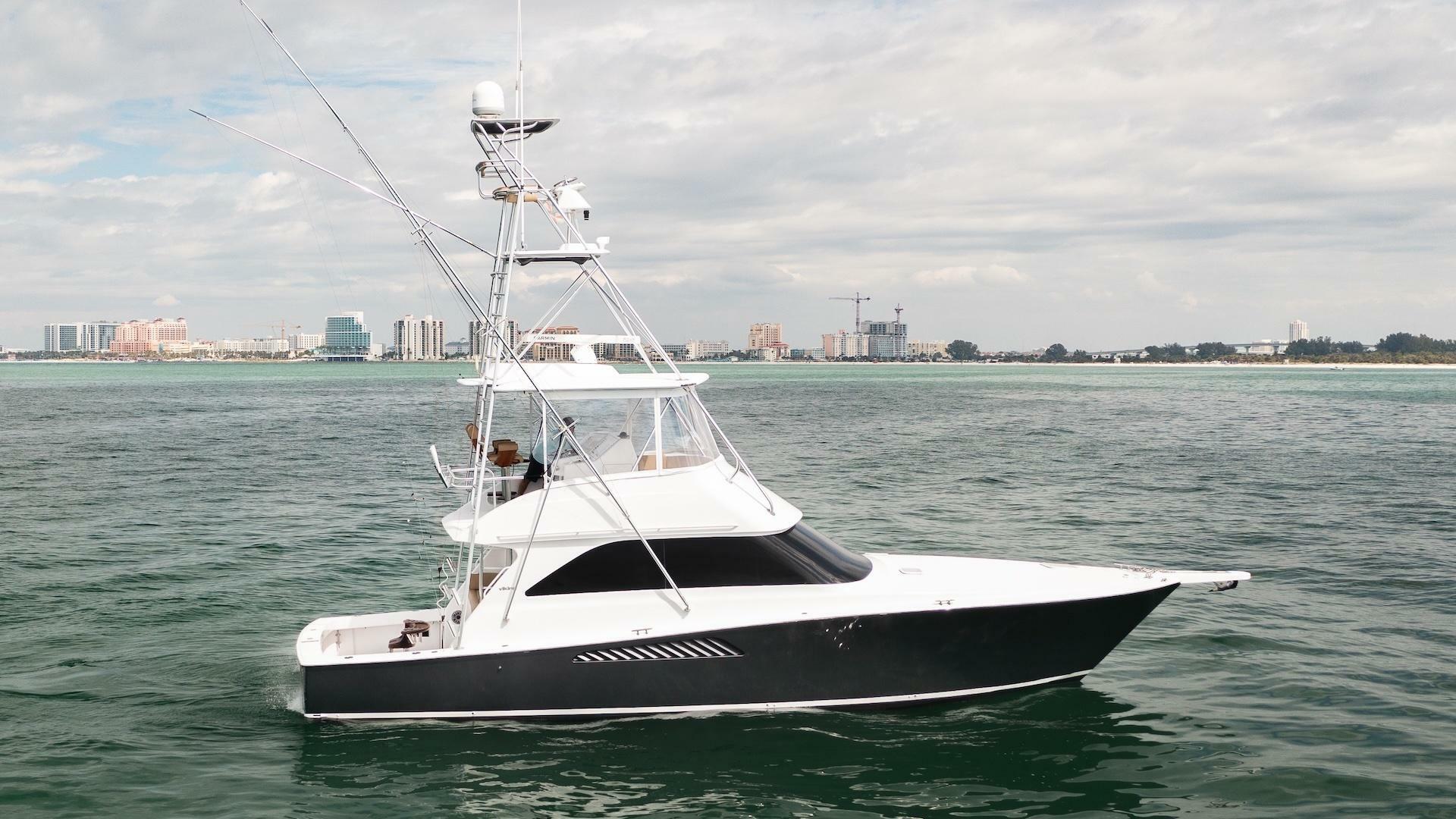 2003 Viking 45 Convertible "Big Sky" - photo 1