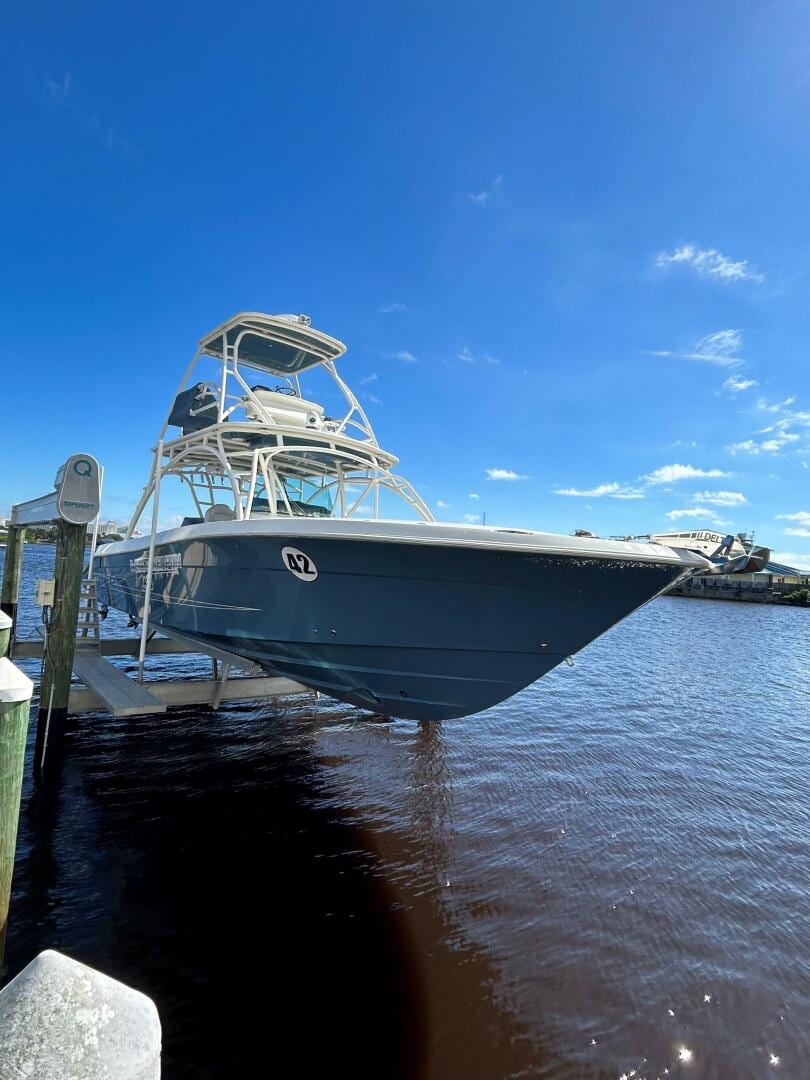 2012 Hydra-Sports 4200 SF "A Salt Weapon" - photo 1