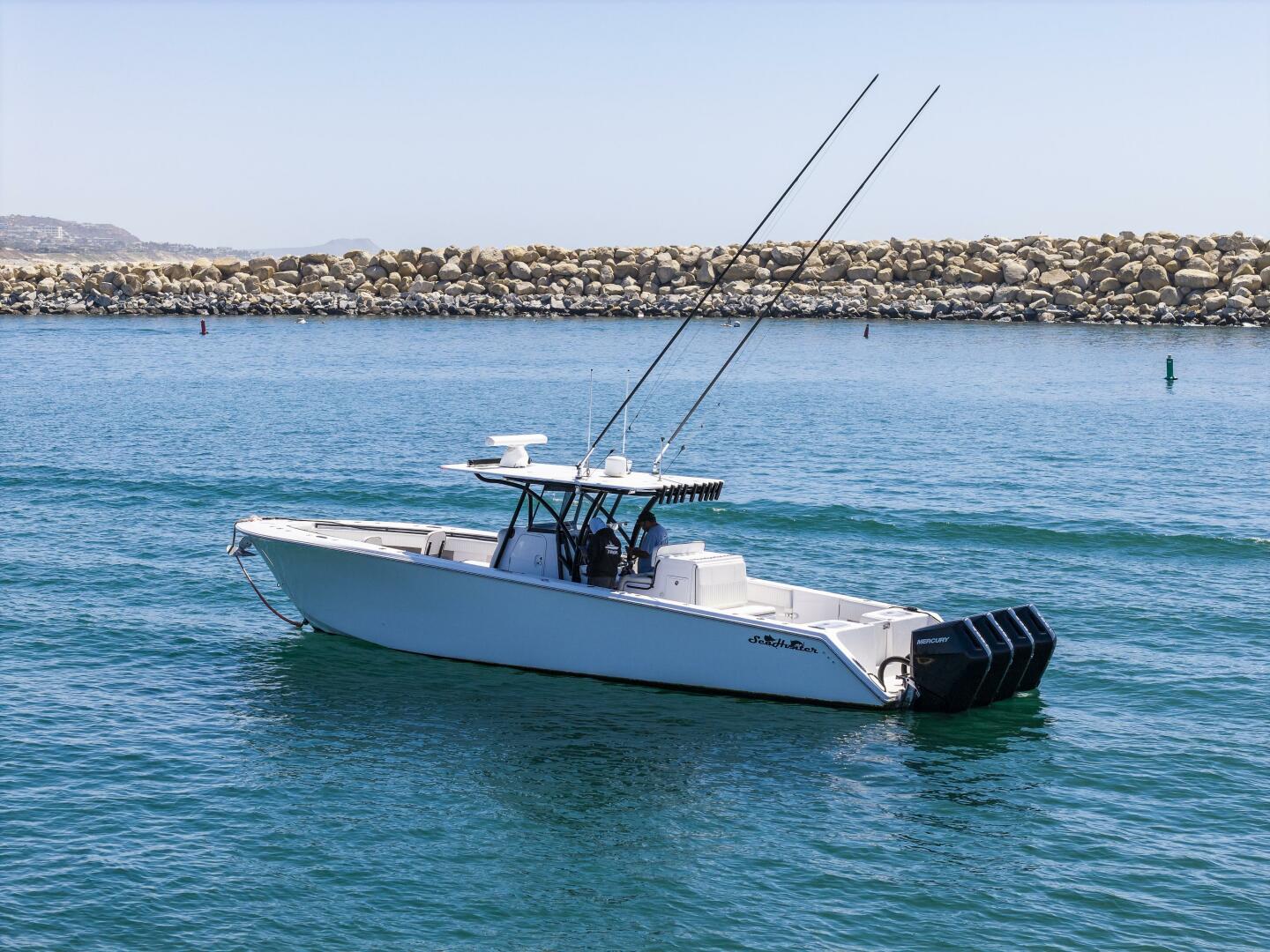 2019 SeaHunter 39 Center Console "CHIRON39" - photo 1