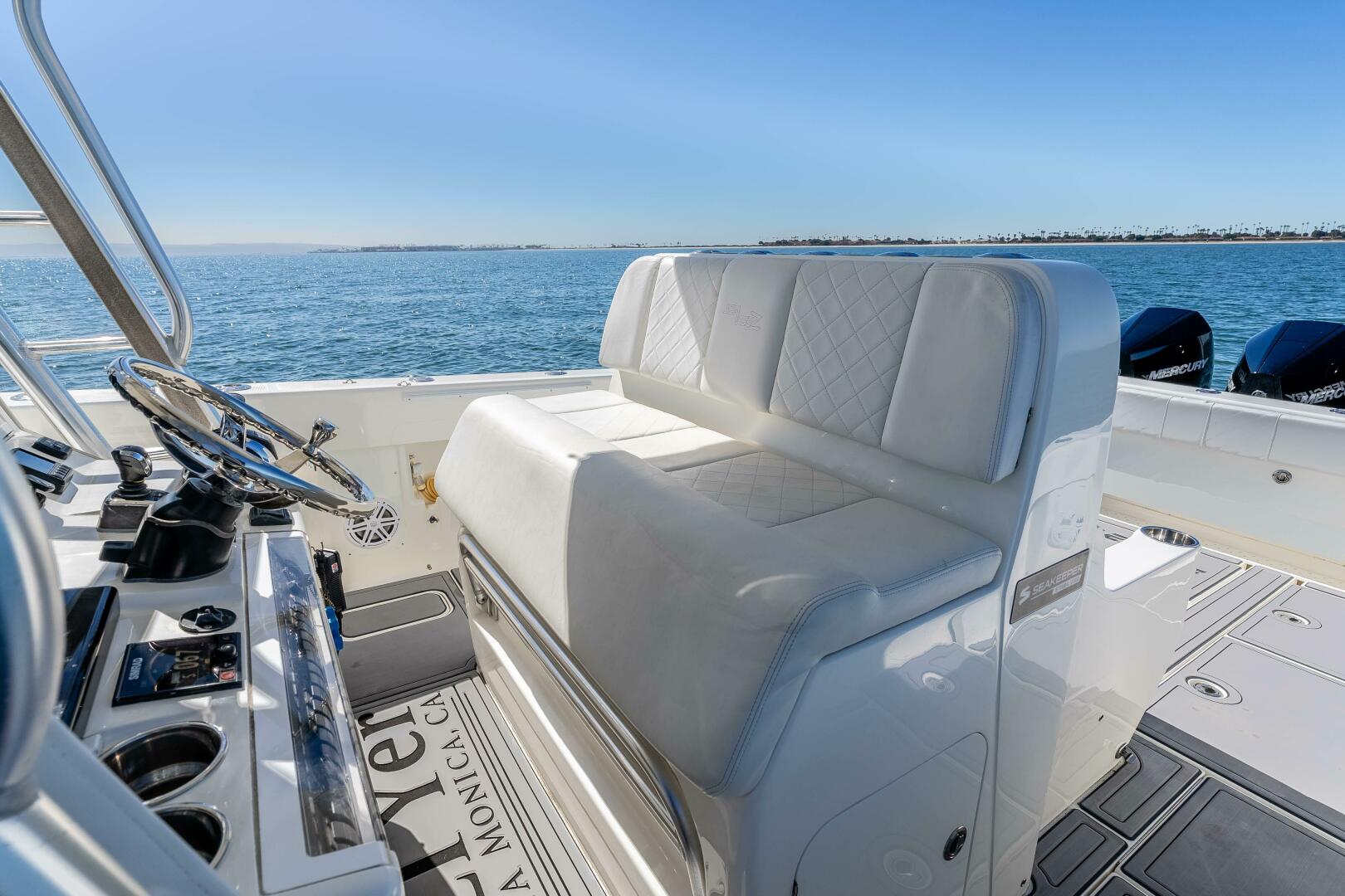 2018 SeaVee 370 Z "SUSAN L" - photo 3