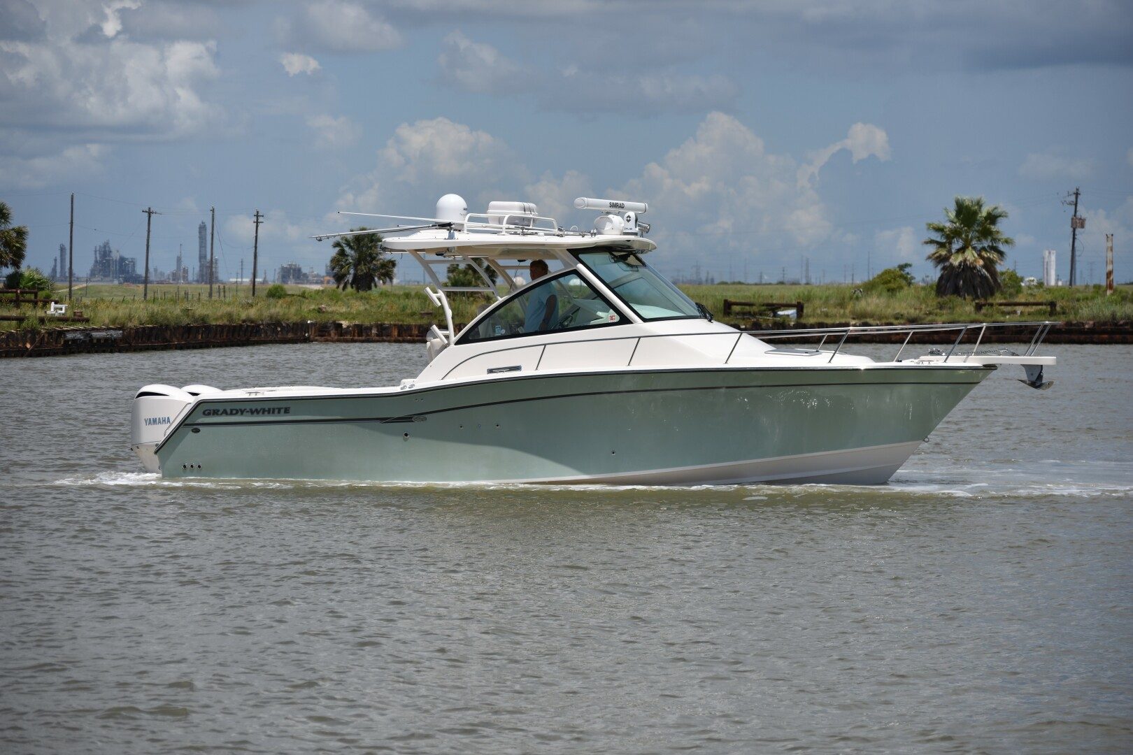 2016 Grady-White 330 Express "Policy Maker" - photo 1