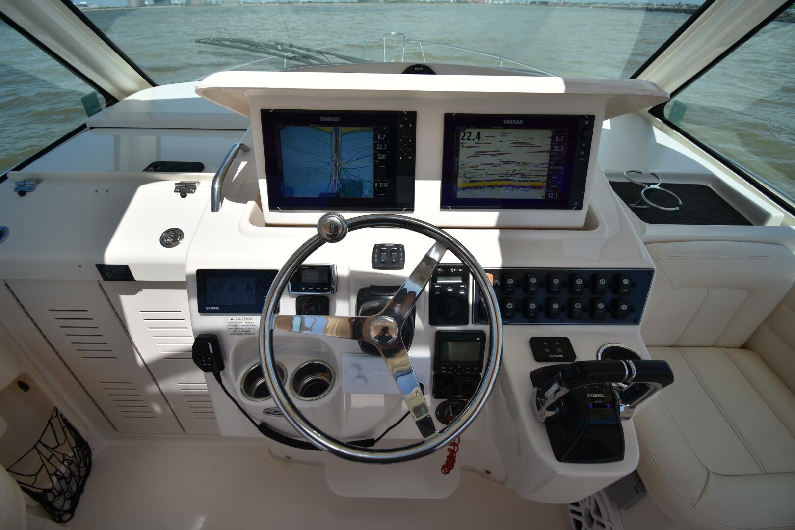 2016 Grady-White 330 Express "Policy Maker" - photo 3