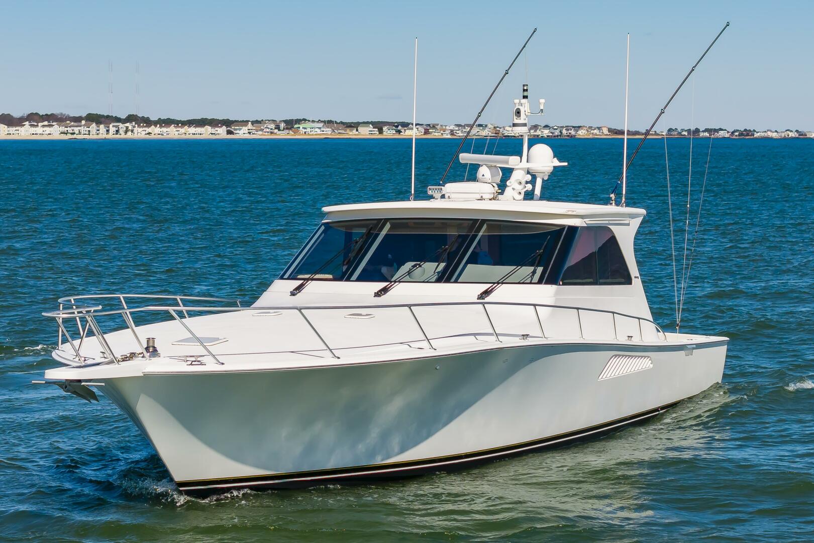 2010 Viking 52 Sport Coupe "Surf Rider II" - photo 2