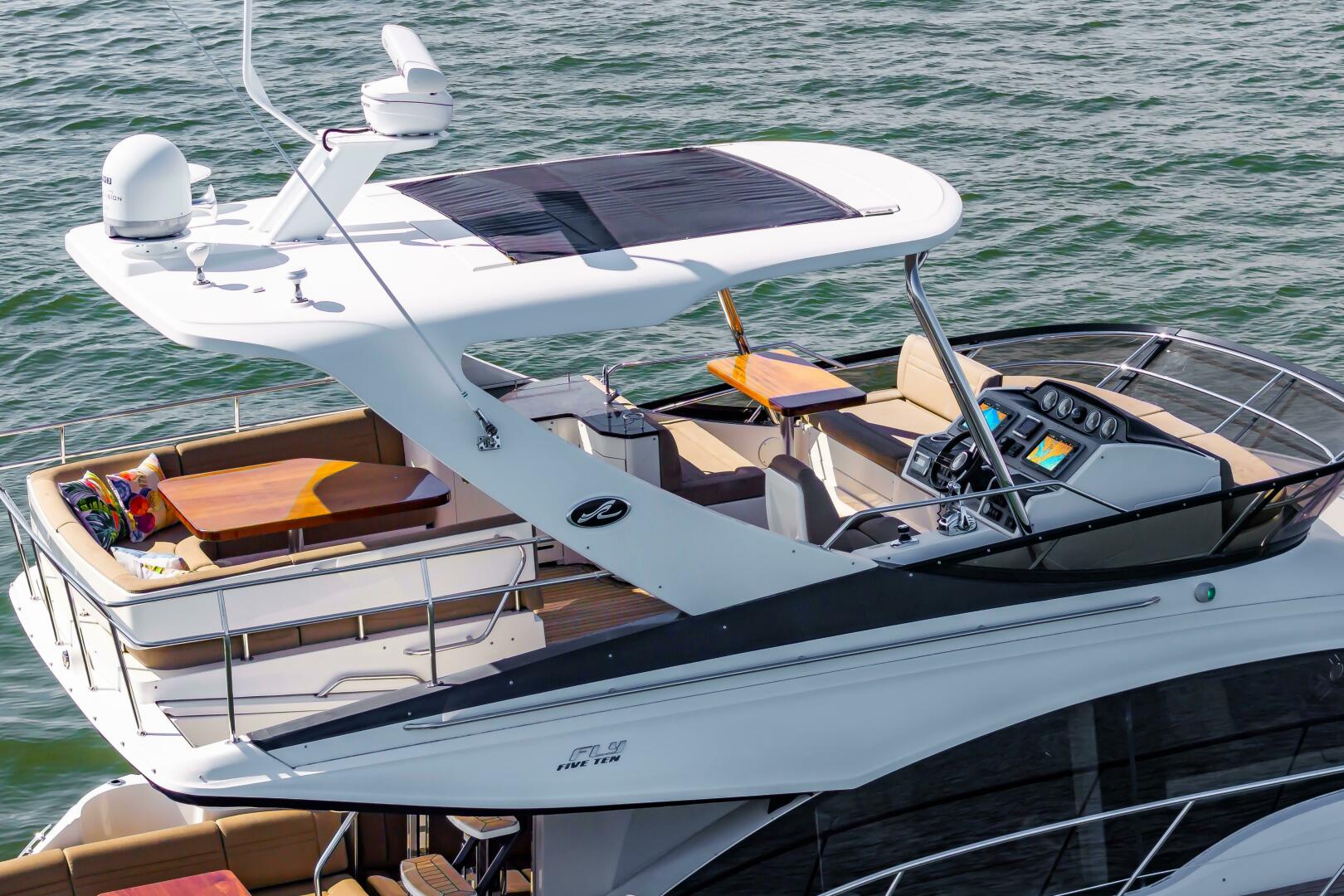 2015 Sea Ray 510 Fly "Enjoy the Journey" - photo 3