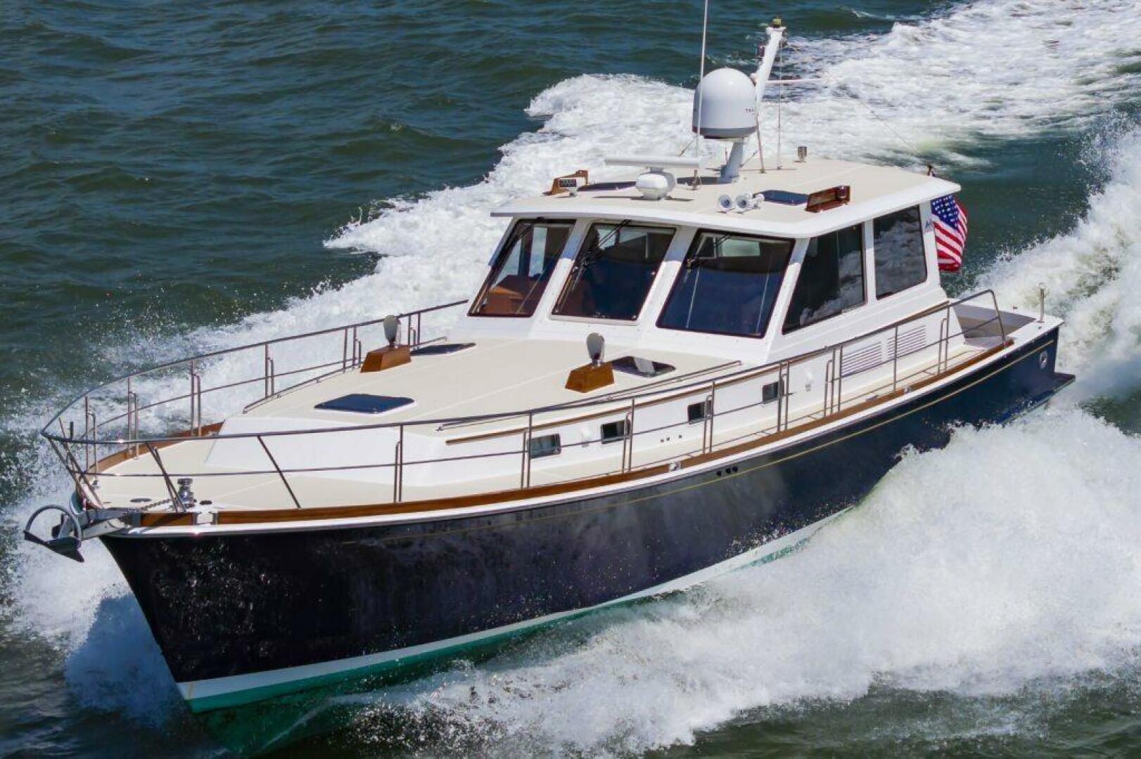 2005 Grand Banks 49 Eastbay SX w/Side Door "AMYLEASA" - photo 3