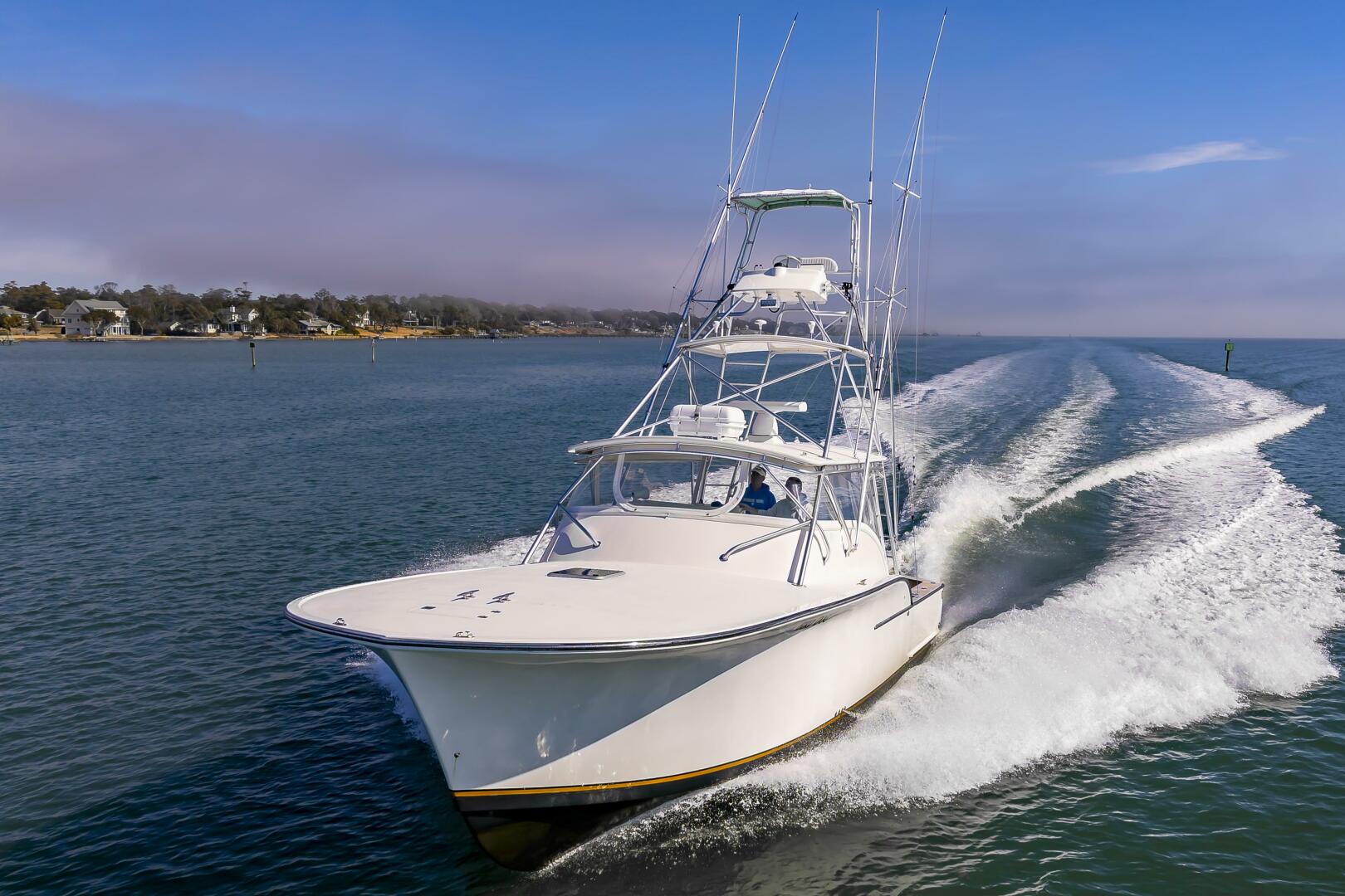 2003 Custom Carolina 40 Layton Express "Carry On" - photo 3