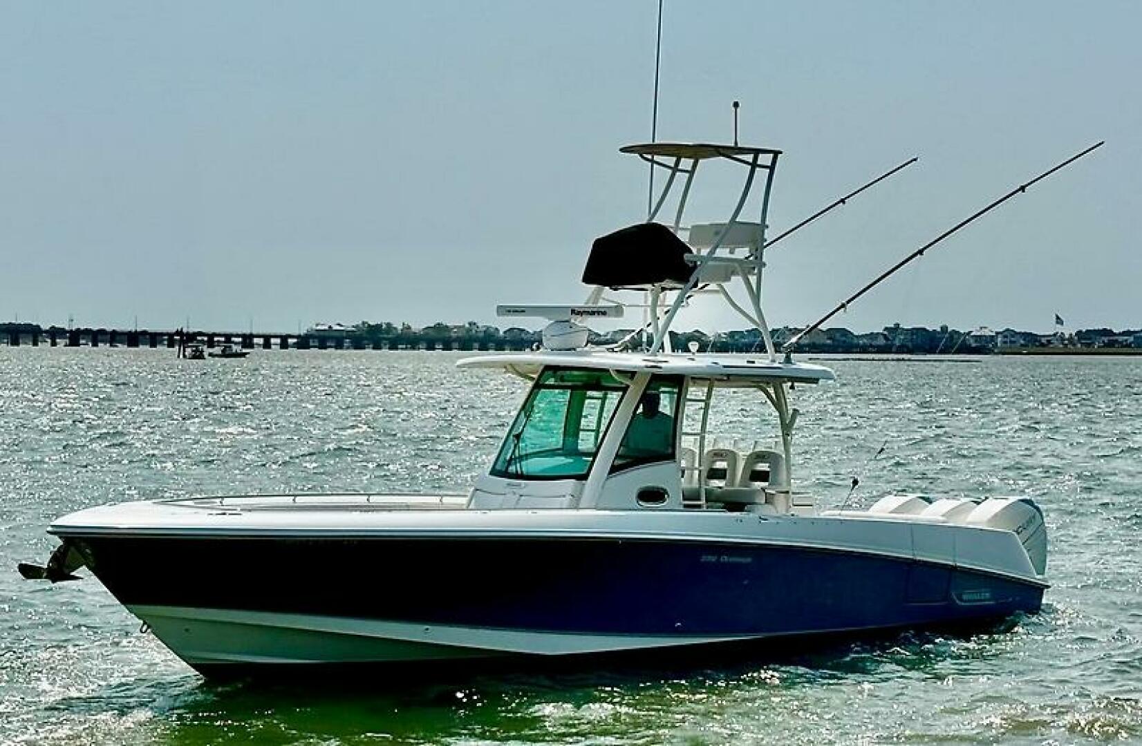 2014 Boston Whaler 350 Outrage "Sea W" - photo 3