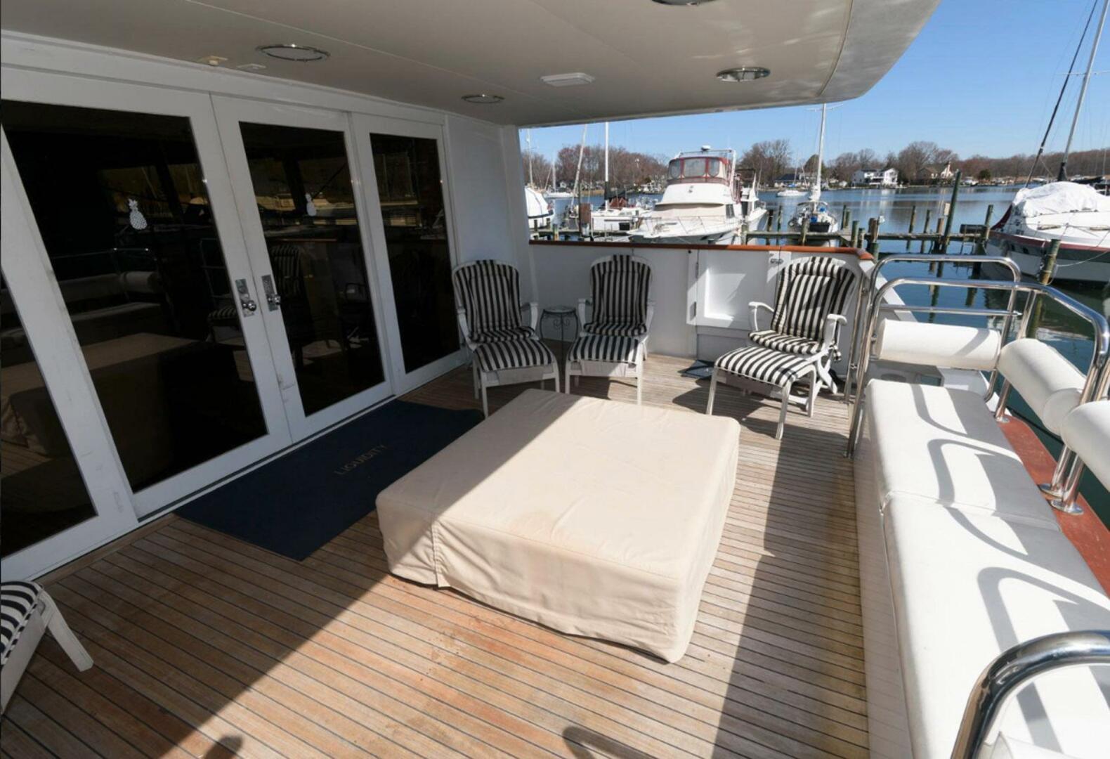 1984 Broward Raised Pilothouse "LIQUIDITY" - photo 2