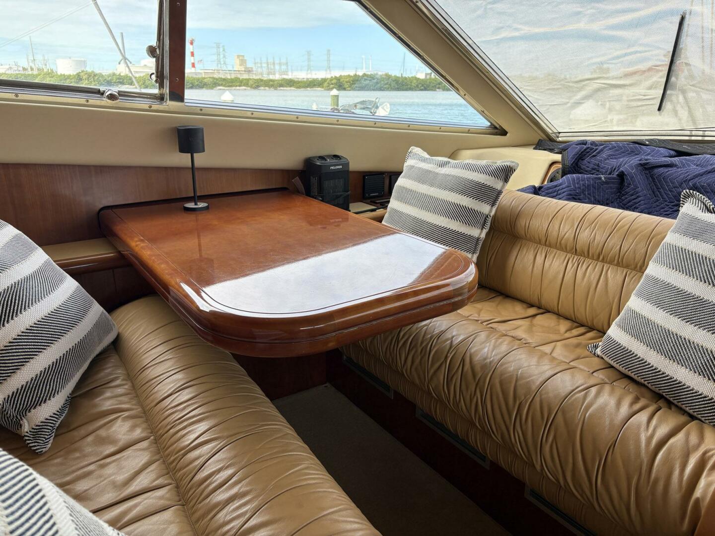 1999 Ferretti Yachts 80 RPH "Rabbit" - photo 2