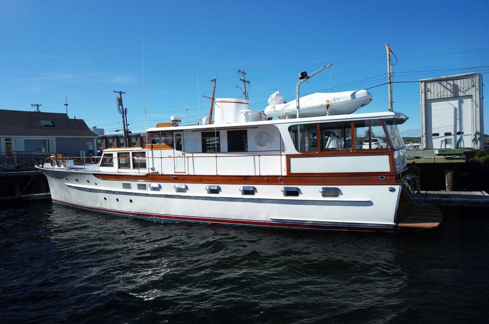 1954 Trumpy 68 Motor Yacht "Liberty Love" - photo 2