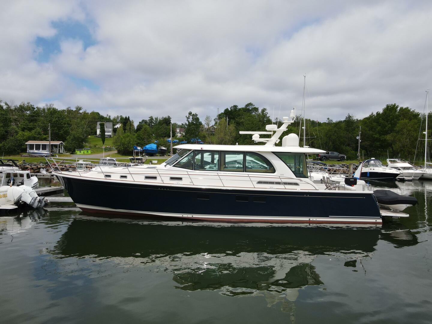 2021 Sabre 58 Salon Express "Last Resort" - photo 1