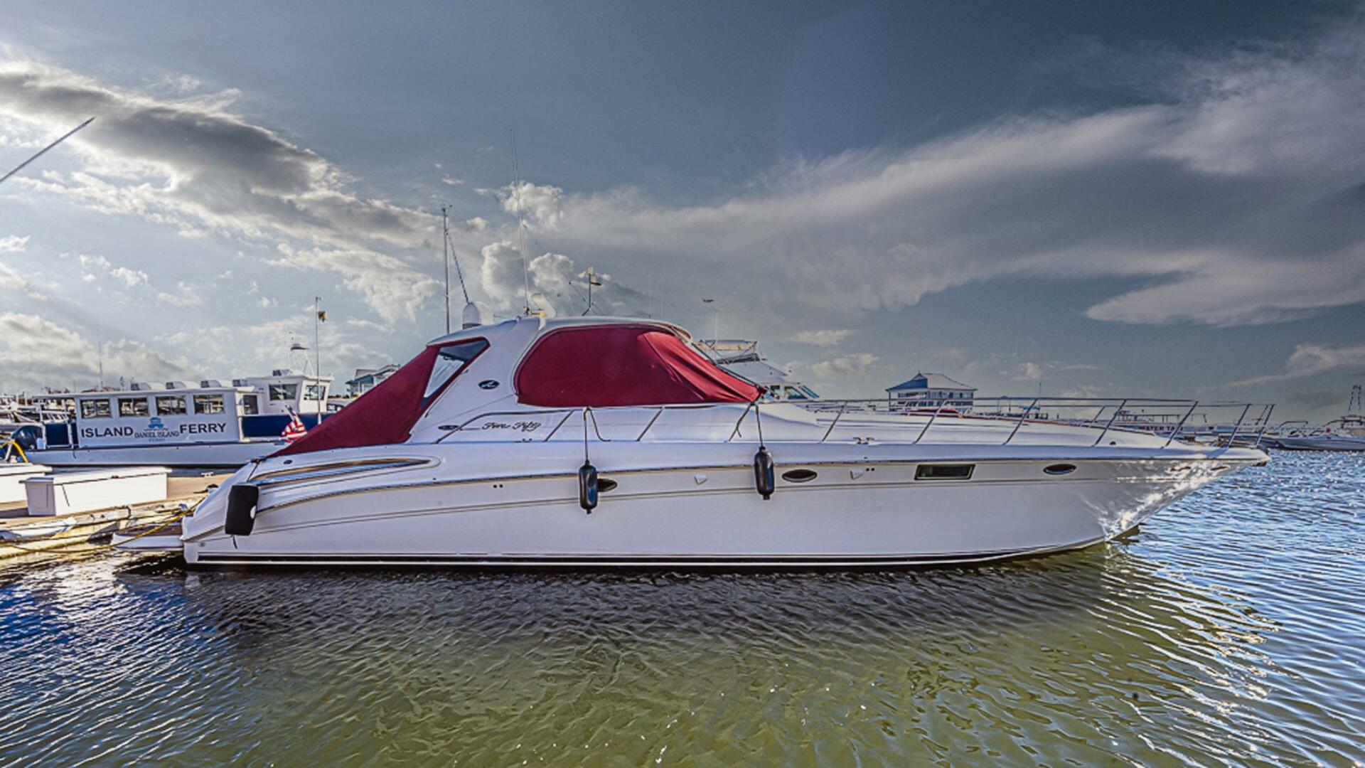 2002 Sea Ray 550 Sundancer "CAROLINA GIRL" - photo 1