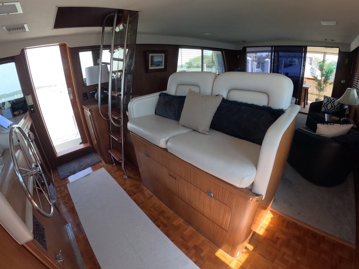 1987 Hatteras Motor Yacht "Lady Melan" - photo 2