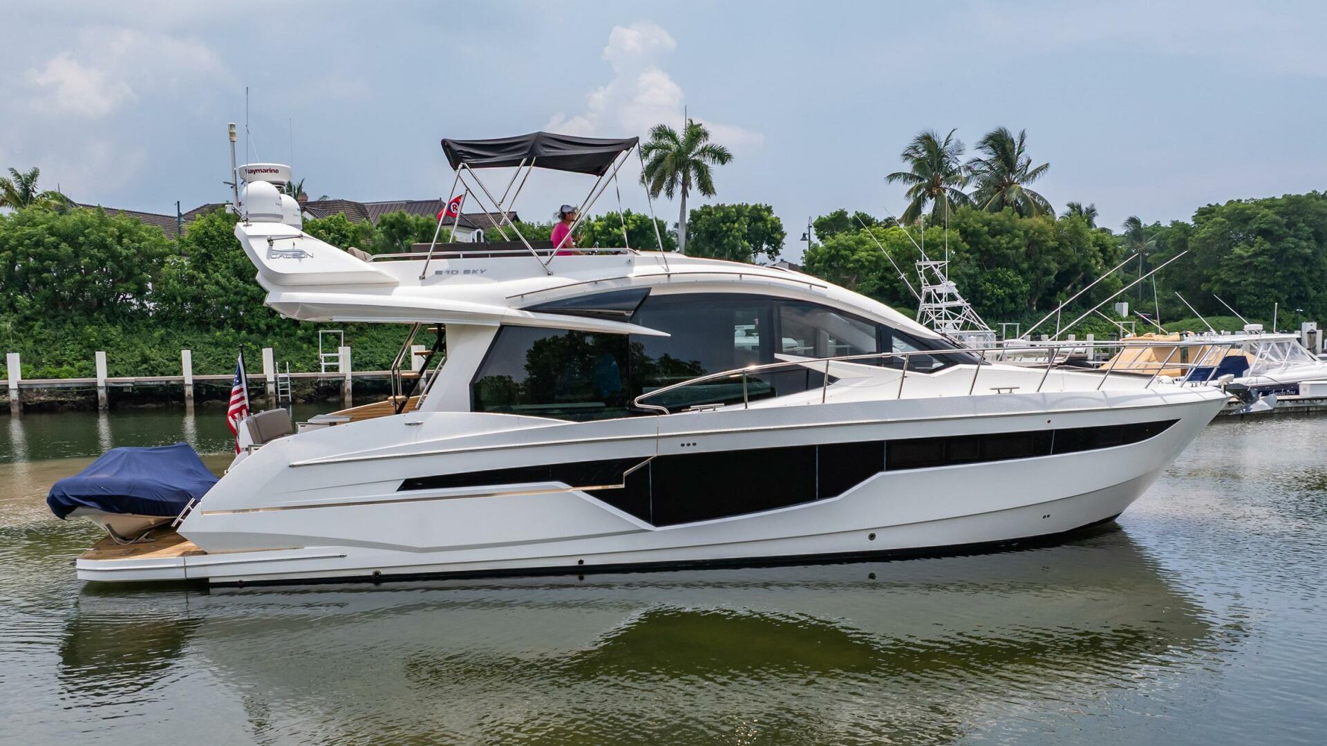 2017 Galeon 510 Skybridge "BIKINI BLUES" - photo 1