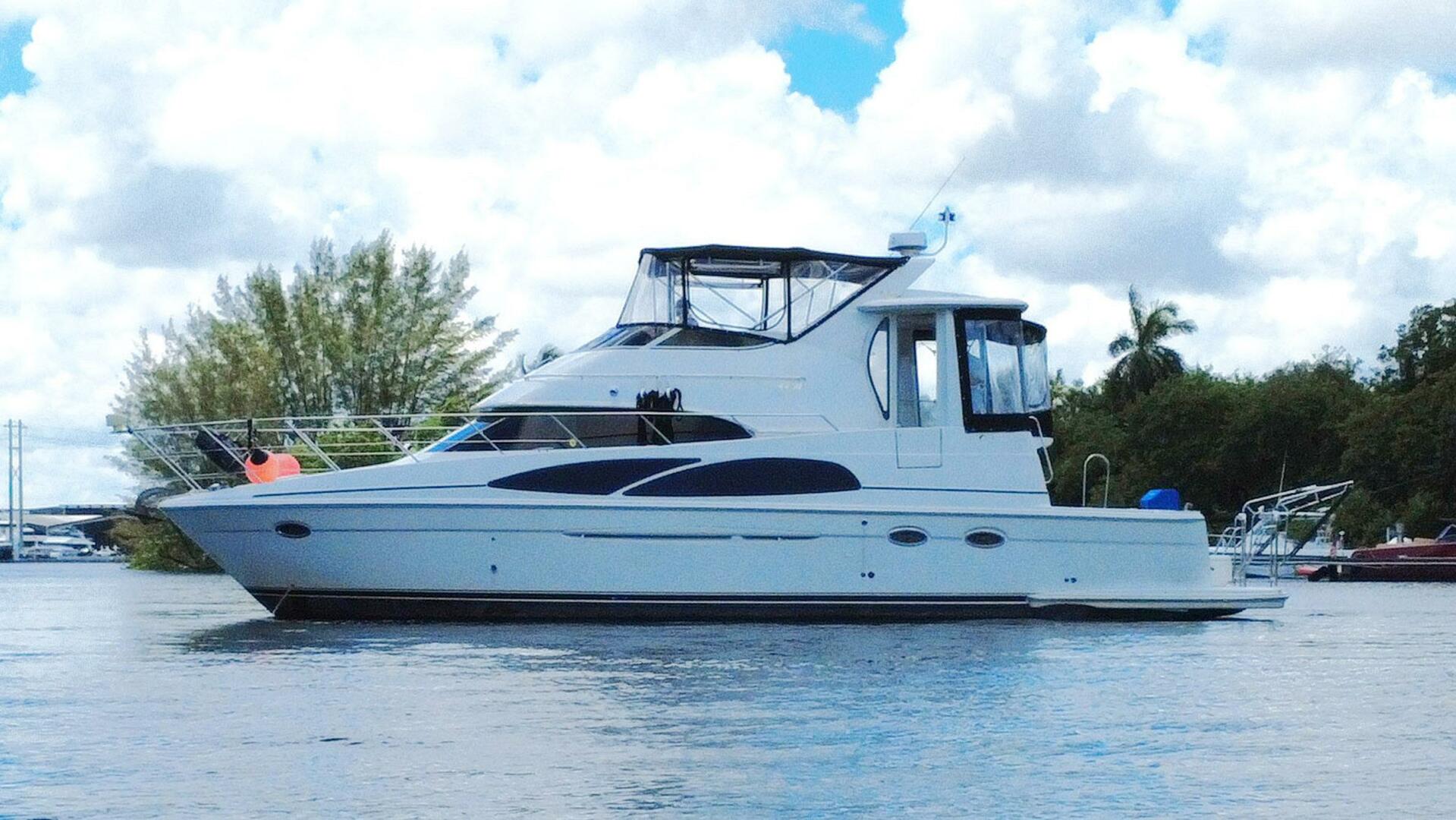 2005 Carver 444 Cockpit Motor Yacht "IV Play Too" - photo 1