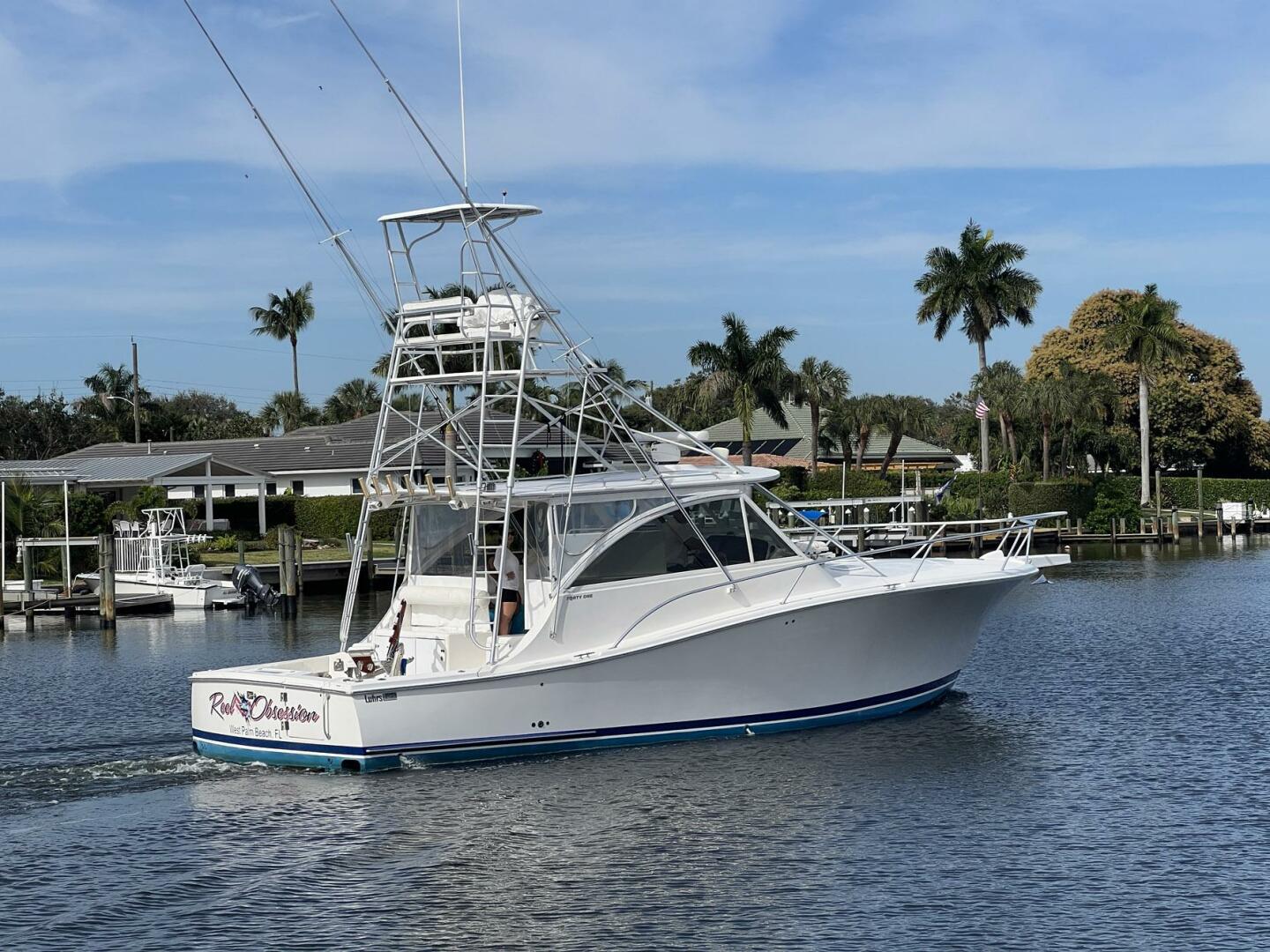 2007 Luhrs 41 Hardtop Express "Reel Obsession" - photo 2