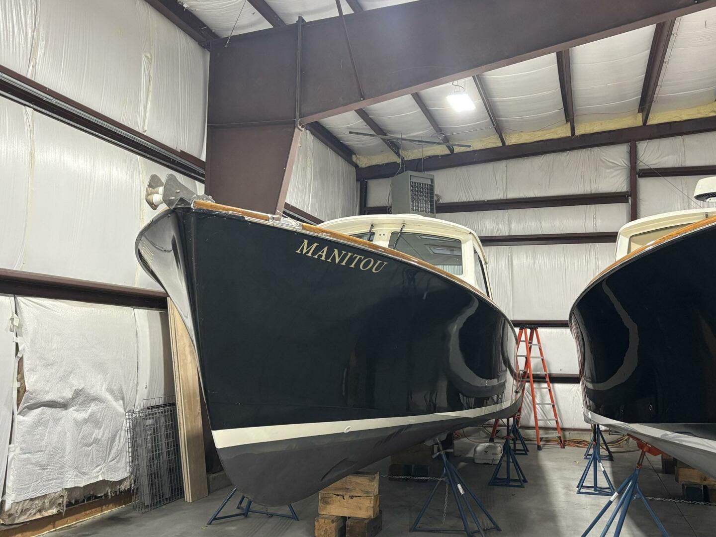 2004 Hinckley 36 Picnic Boat EP "MANITOU" - photo 1