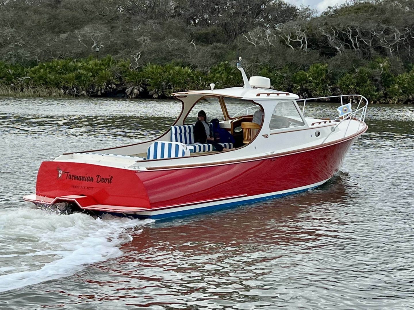 1995 Hinckley Picnic Boat 36 Classic "Tasmanian Devil" - photo 3