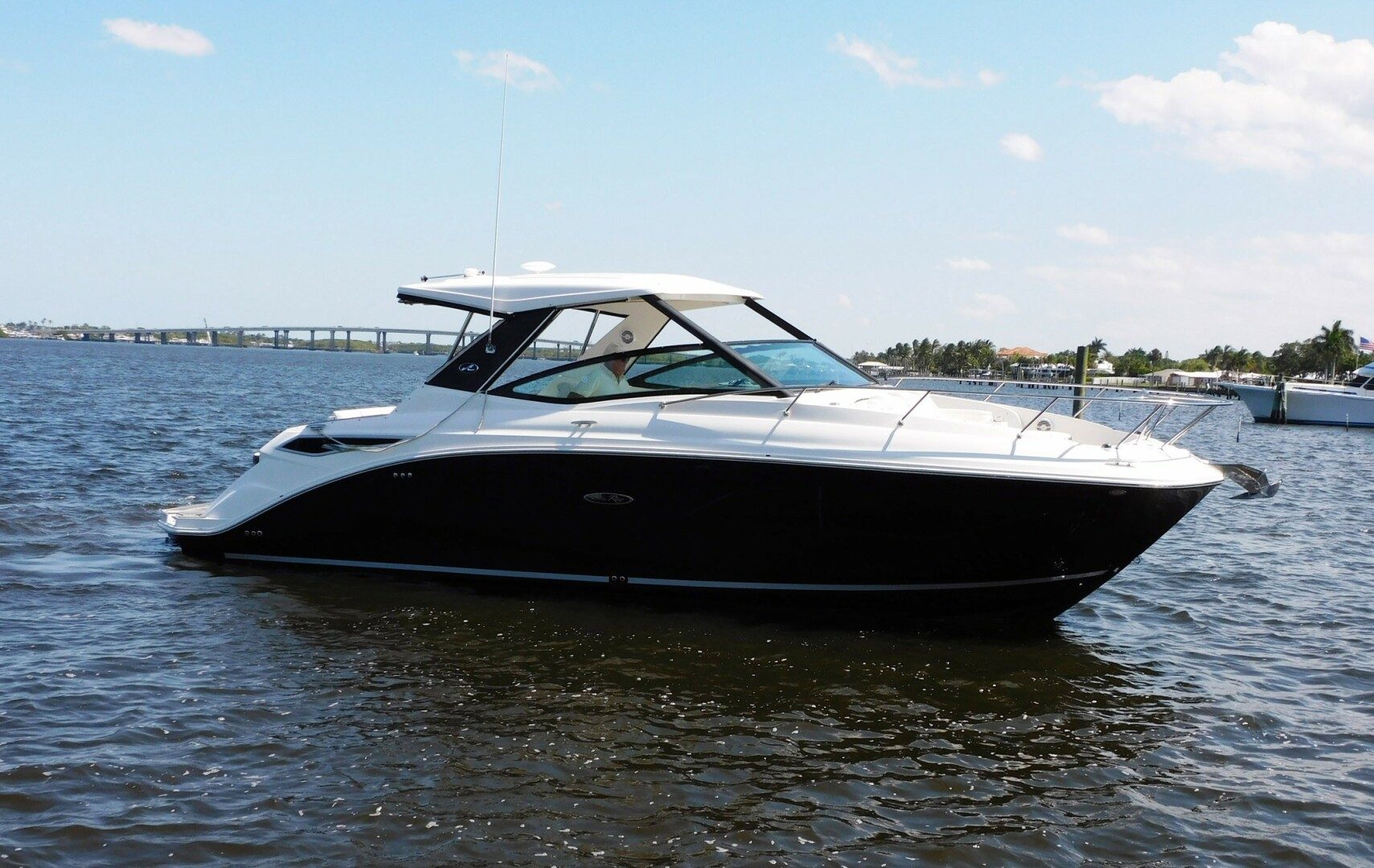 2018 Sea Ray Sundancer 320 "Knot Guilty" - photo 1