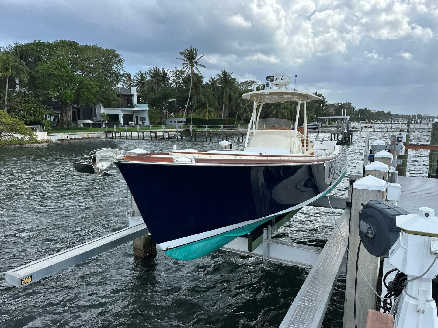 2002 Hinckley Talaria 29 C "Katie J" - photo 3