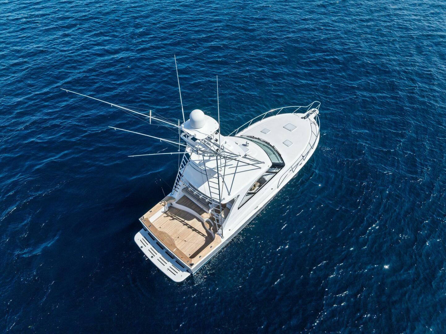 2016 Hatteras "Milling Time" - photo 2