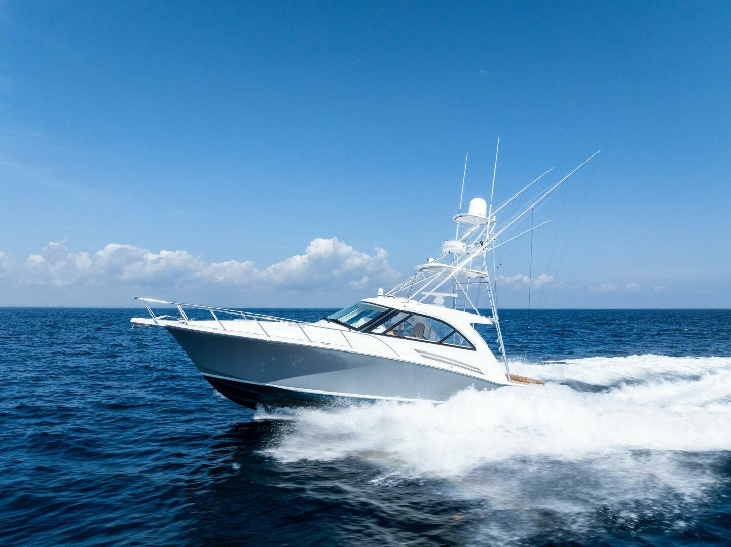 2016 Hatteras "Milling Time" - photo 1