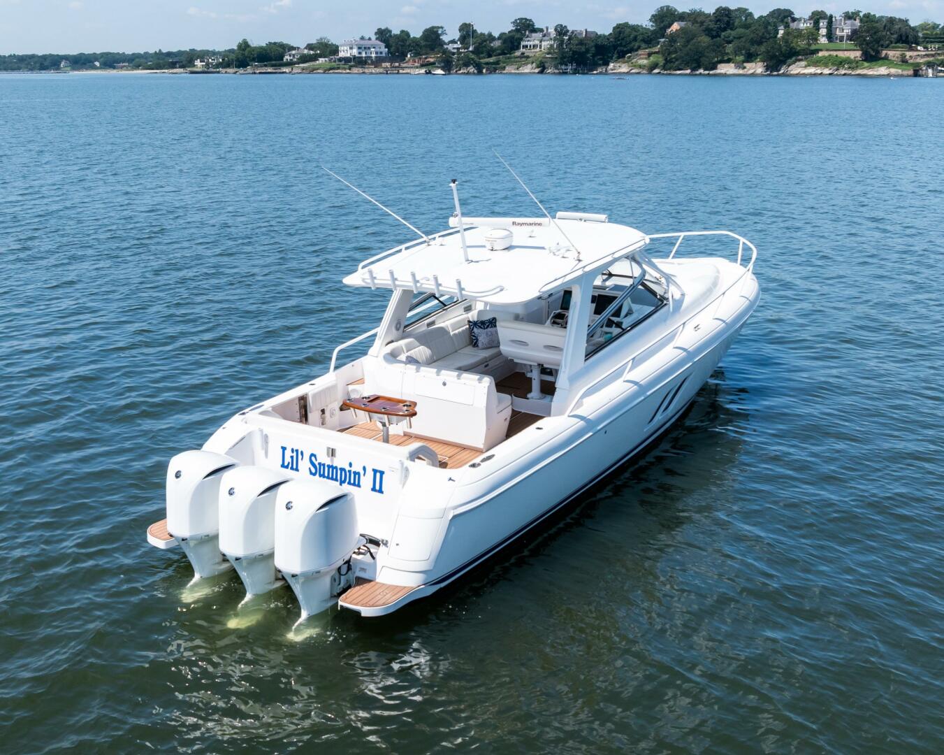 2015 Intrepid 430 Sport Yacht "Lil' Sumpin II" - photo 2